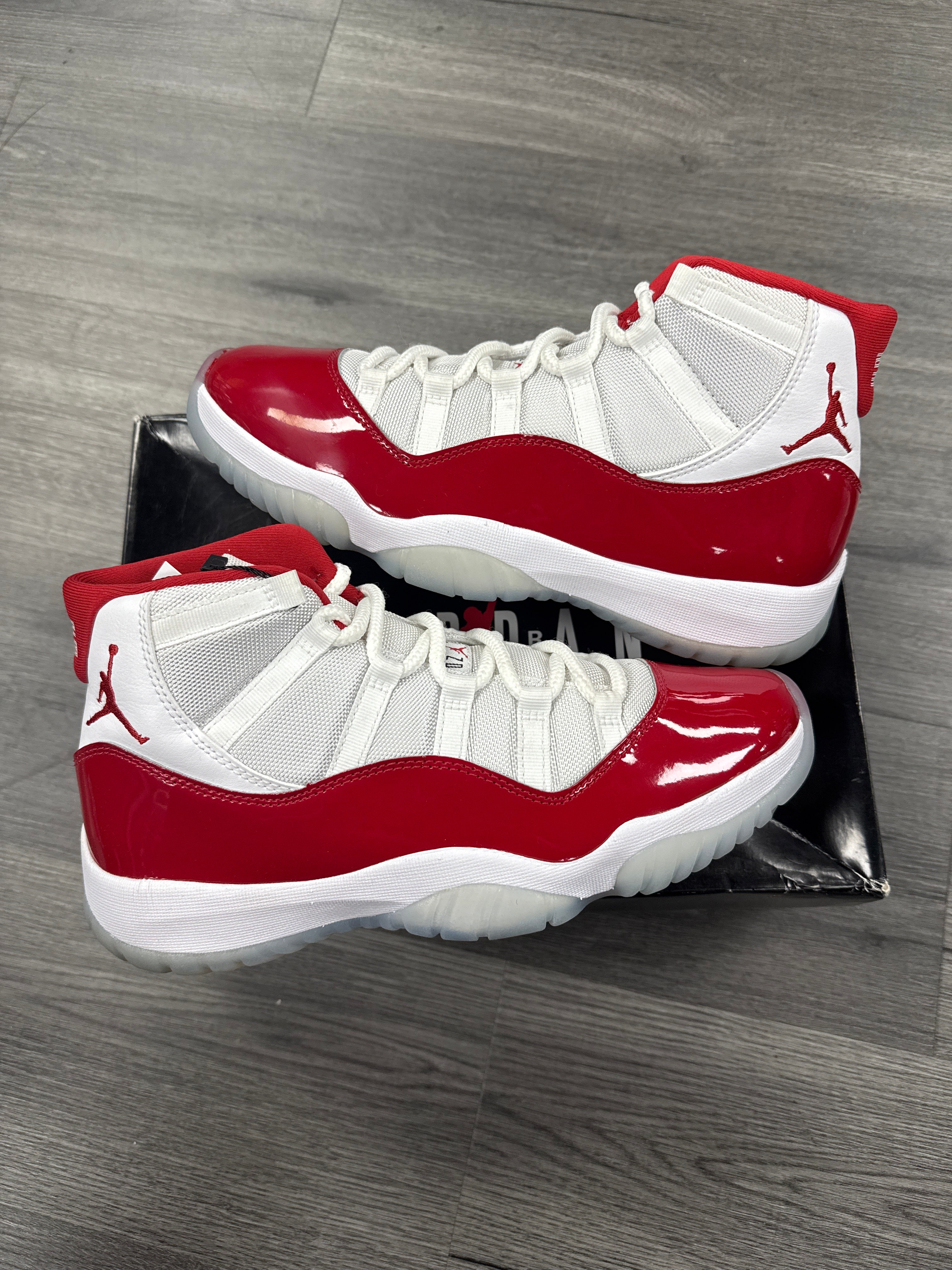 Jordan 11 Cherry - size 9