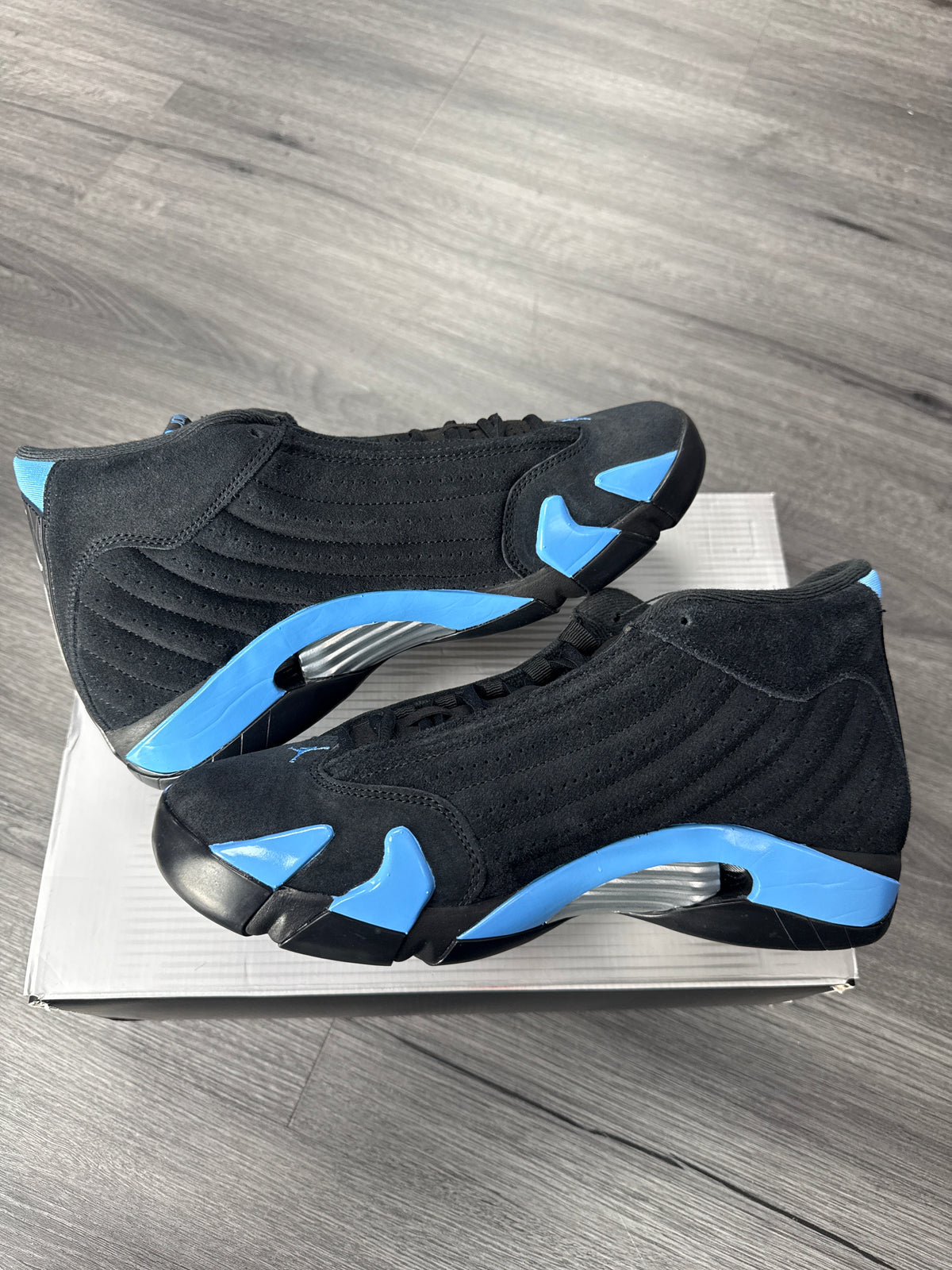 Jordan 14 University Blue - size 9.5