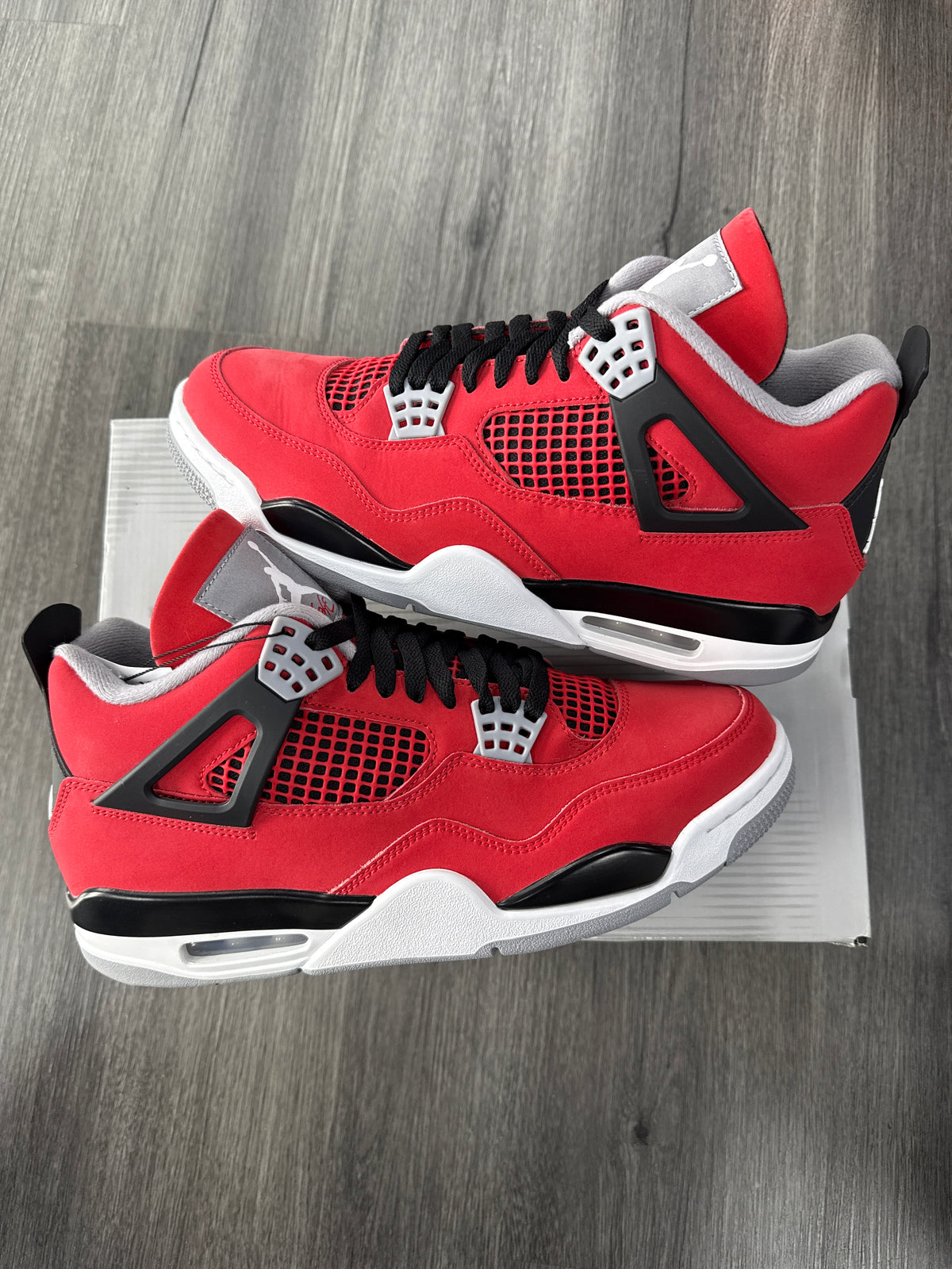 Jordan 4 Toro - size 10.5