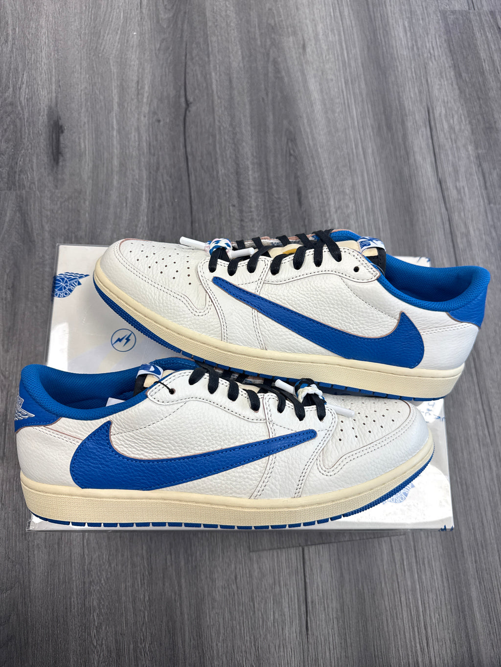Jordan 1 Low Travis Scott x Fragment - size 13