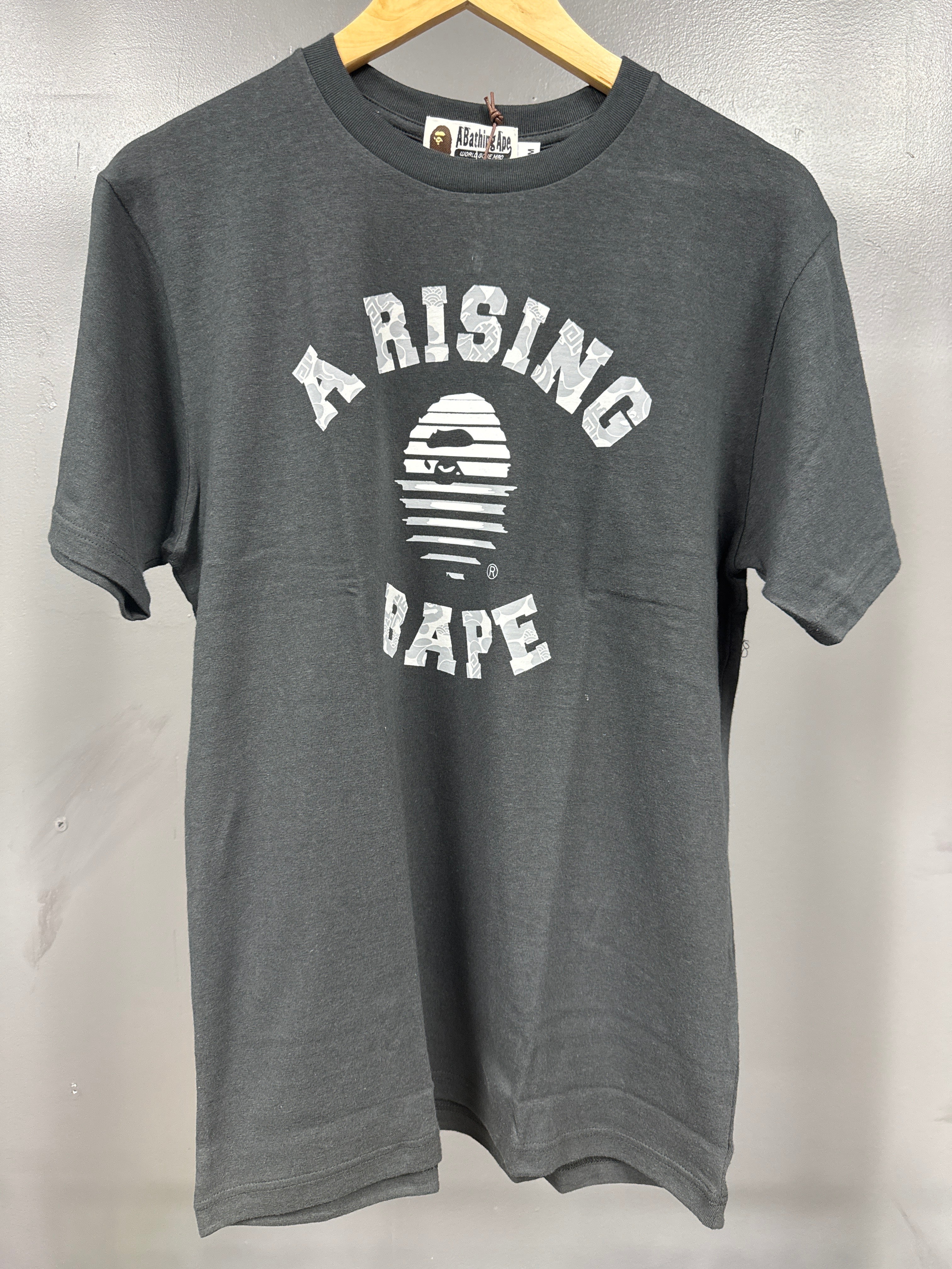 BAPE Rising Ape Tee - size L