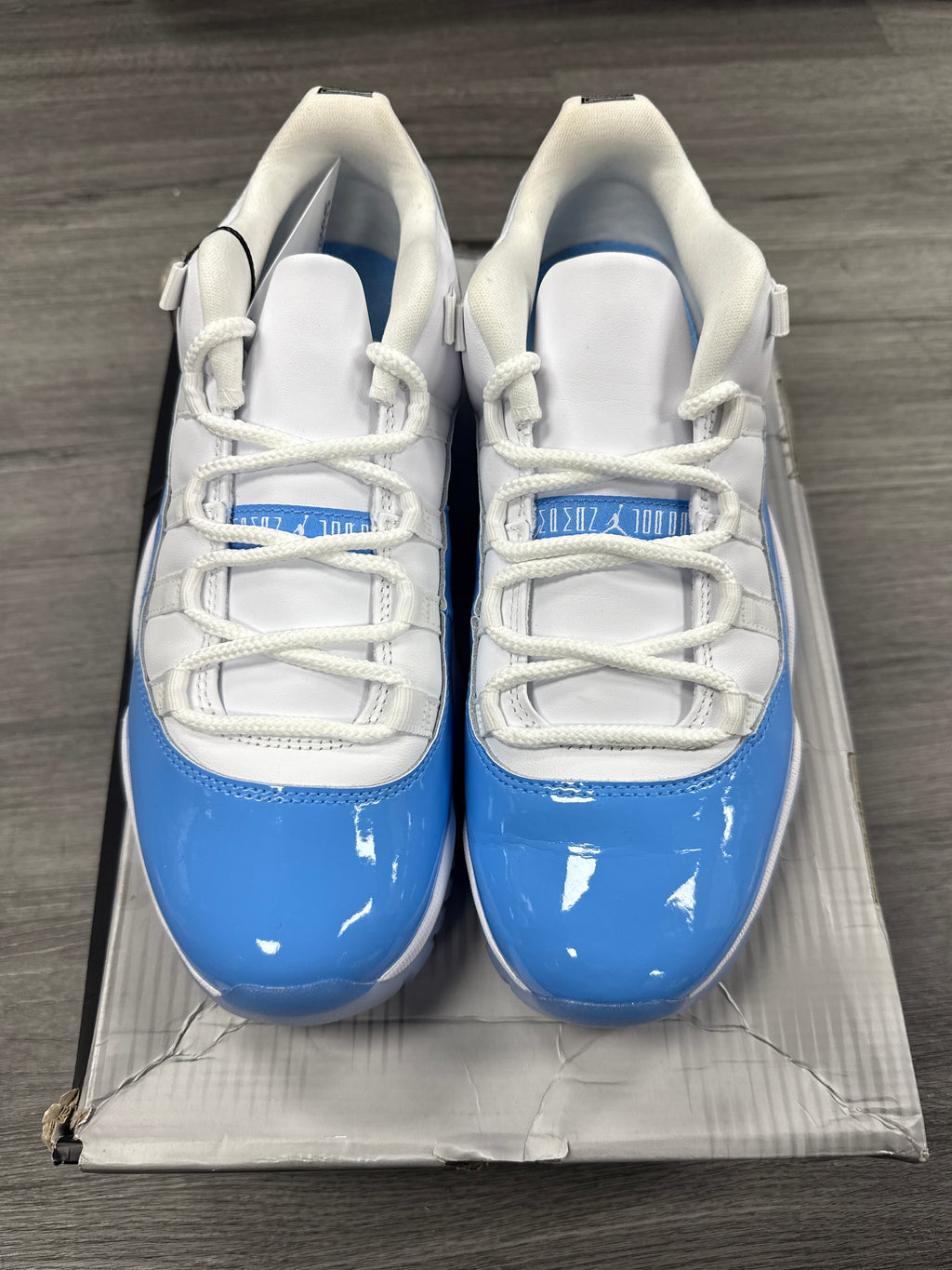 Jordan 11 Low UNC - Size 8.5