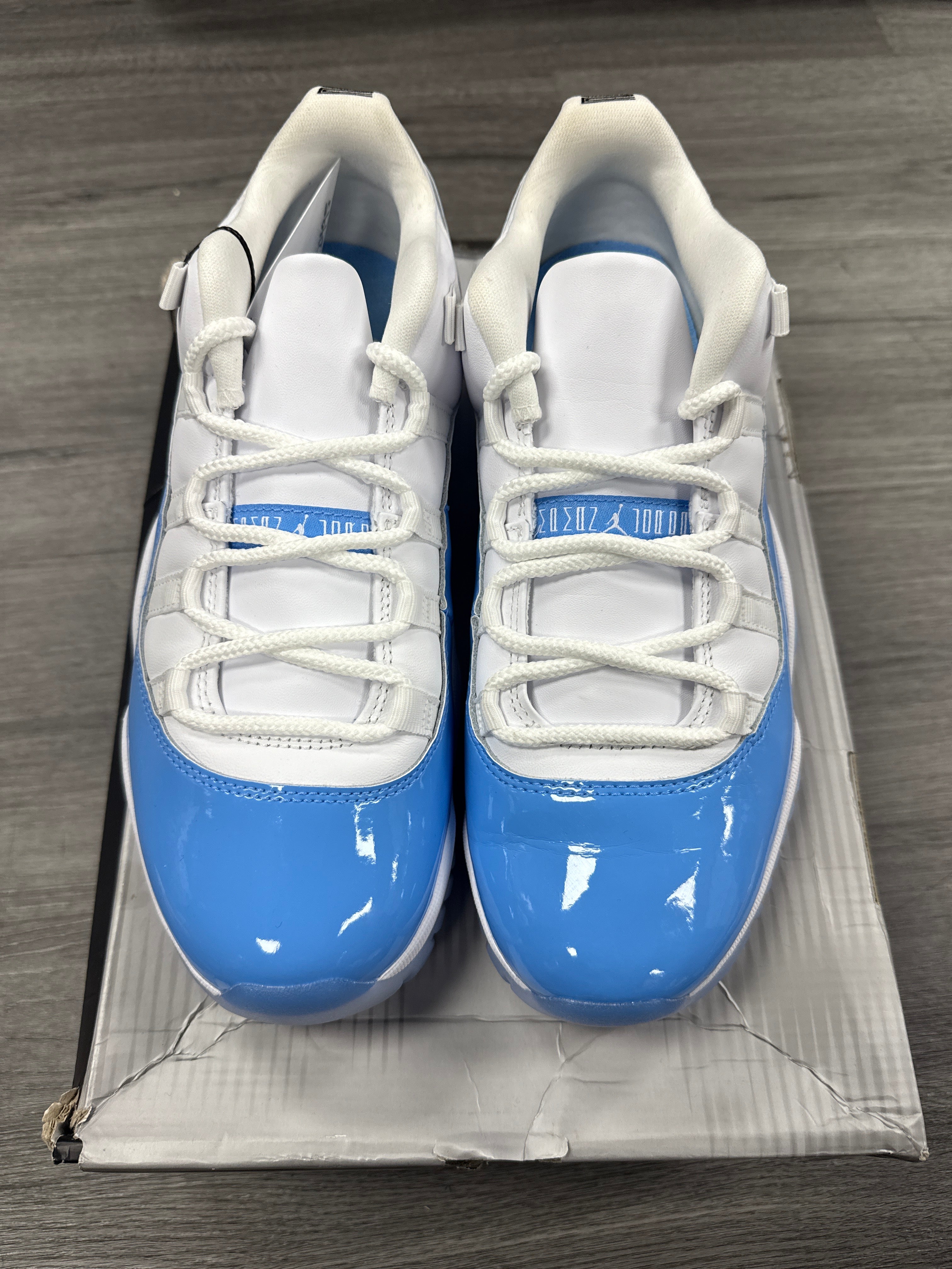Jordan 11 Low UNC - Size 8.5