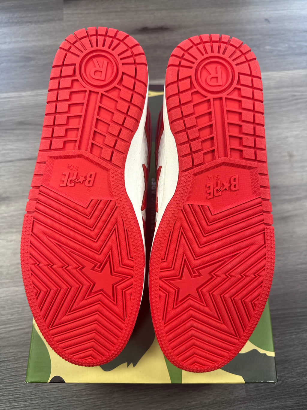 BAPE SK8 STA Red/White Patent - size 9.5