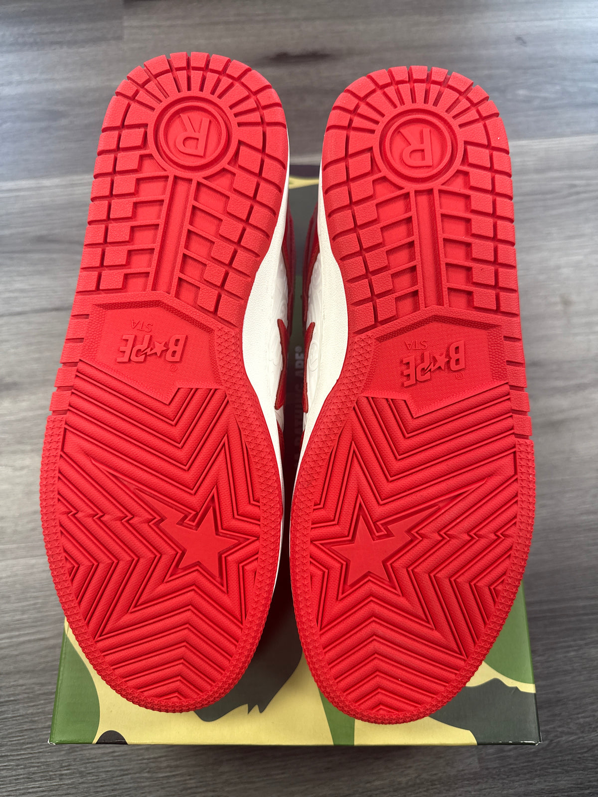 BAPE SK8 STA Red/White Patent - size 9.5