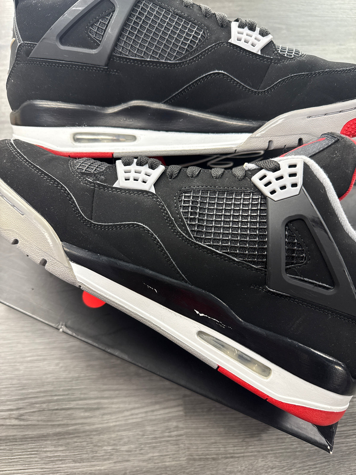 Jordan 4 Bred (2019) - size 13