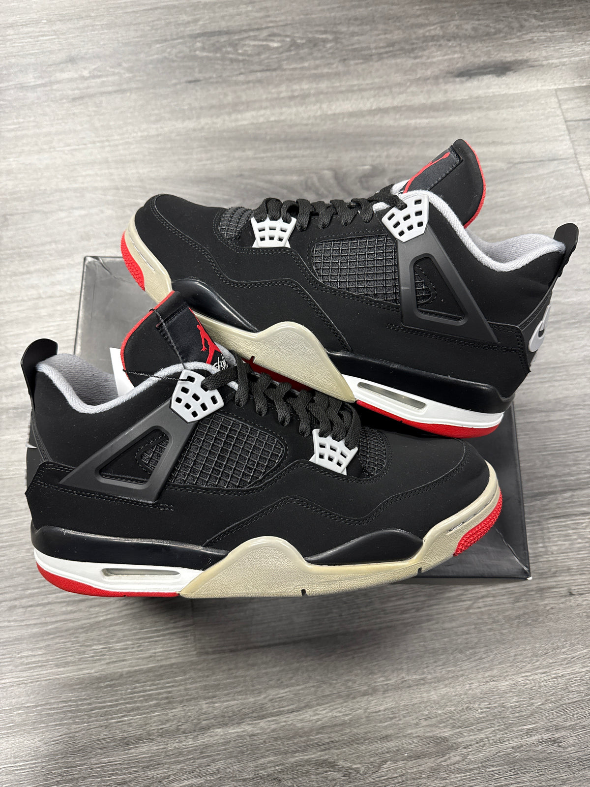 Jordan 4 Bred (2019) - size 9.5