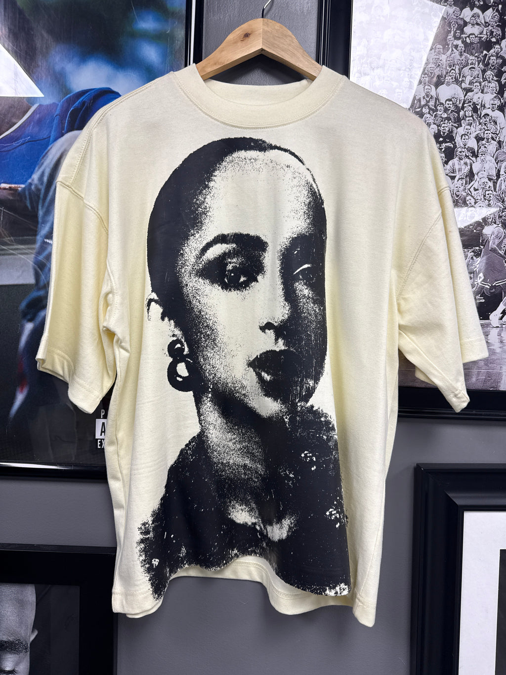 Heights Sade Tee - size S
