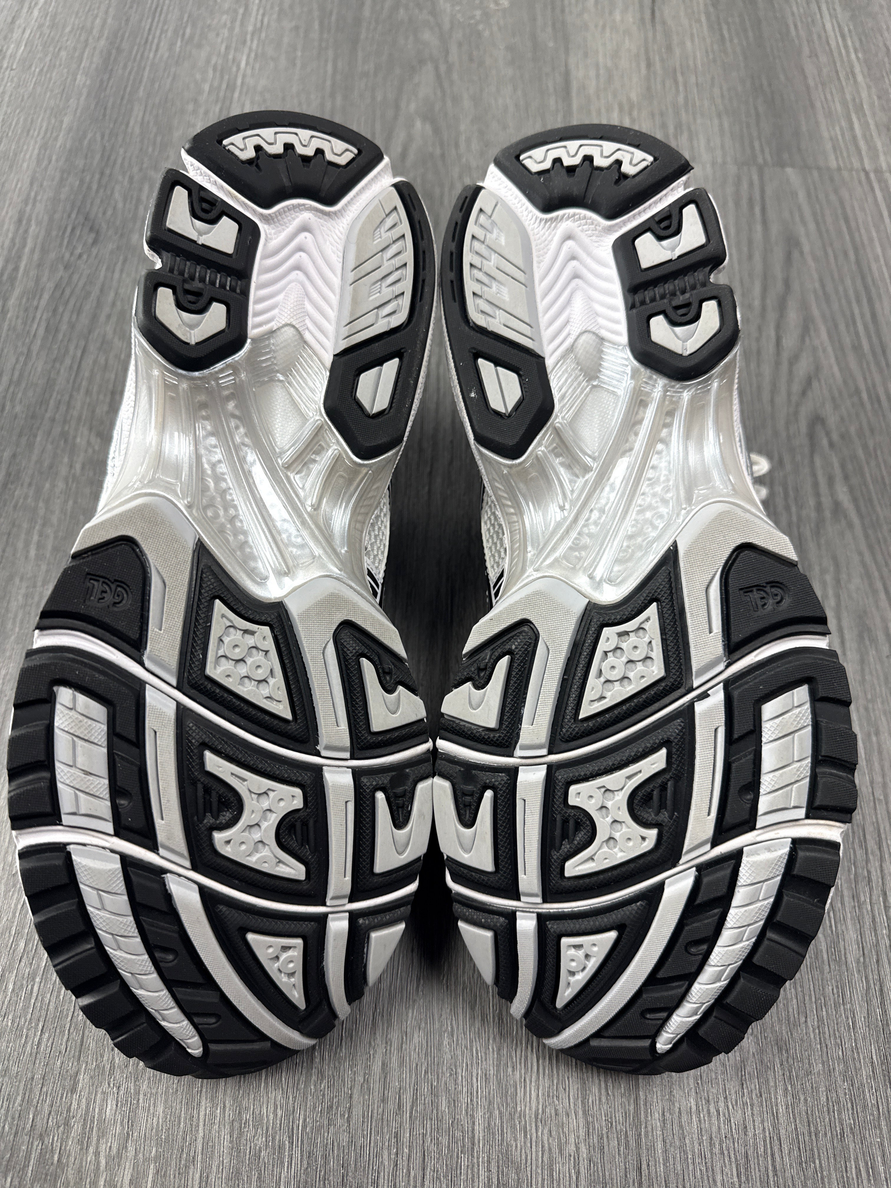 ASICS Gel Kayano 14 Tai Chi Yellow - size 10
