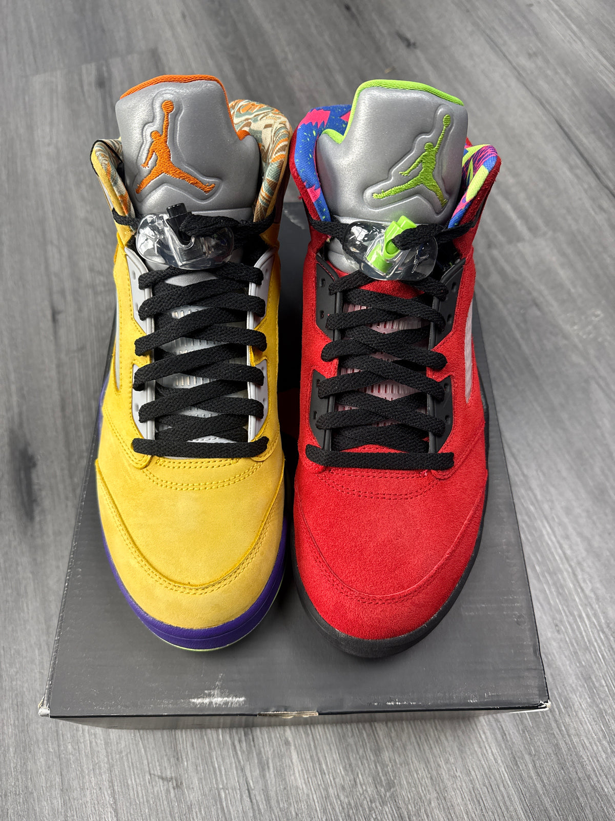 Jordan 5 “What the” size 9