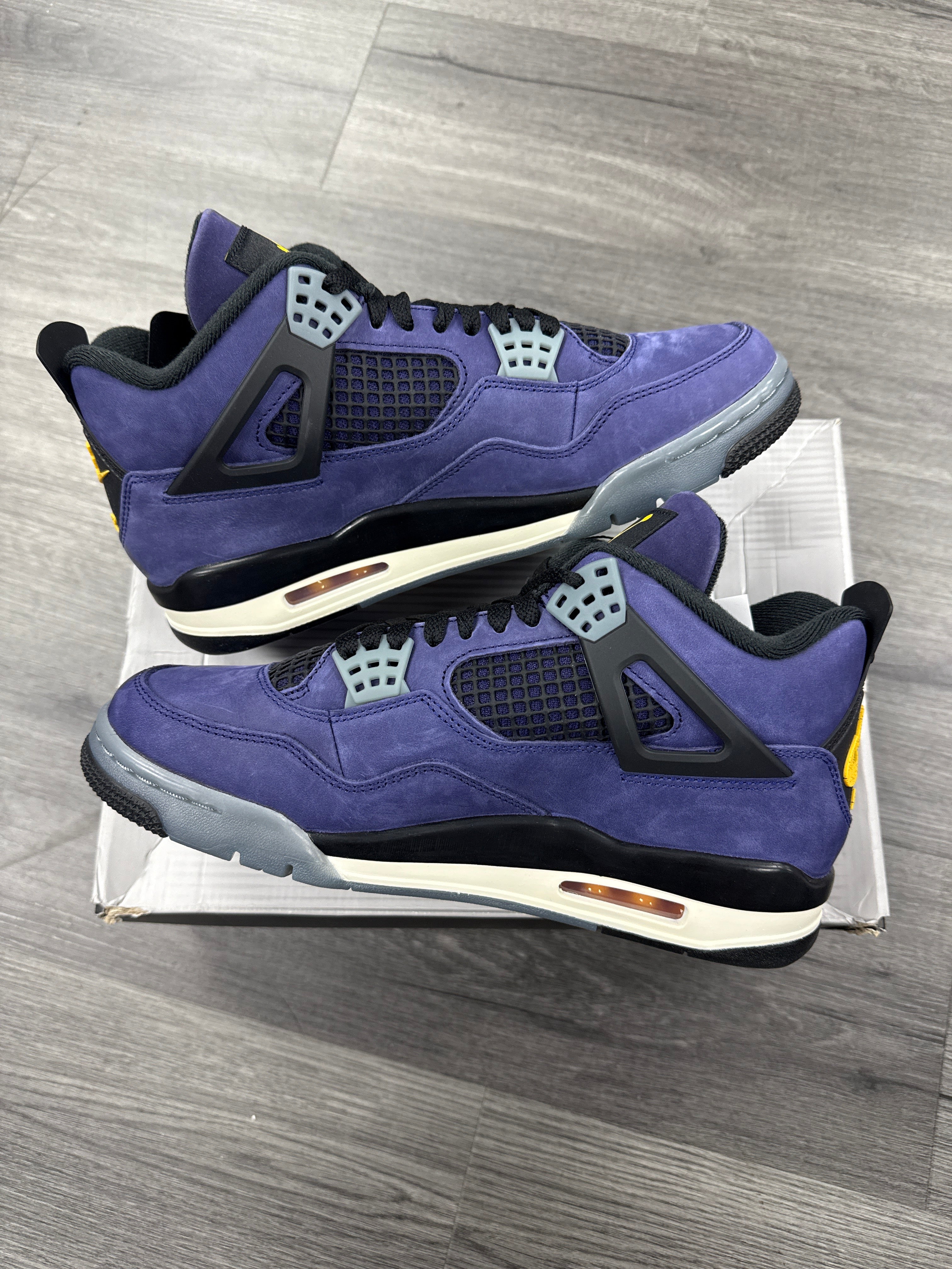 Jordan 4 Lakers - Size 8.5
