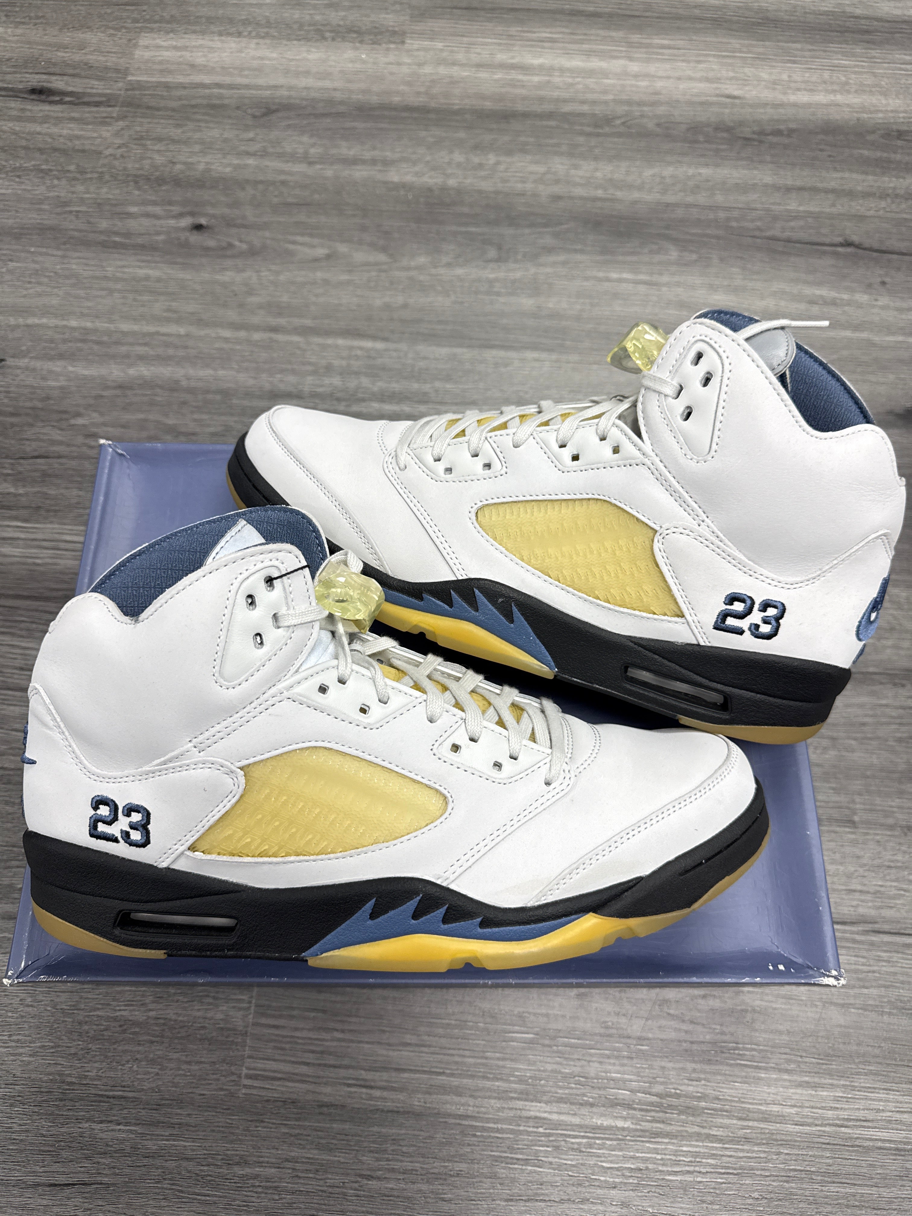 Jordan 5 A Ma Maniere Dawn - Size 13