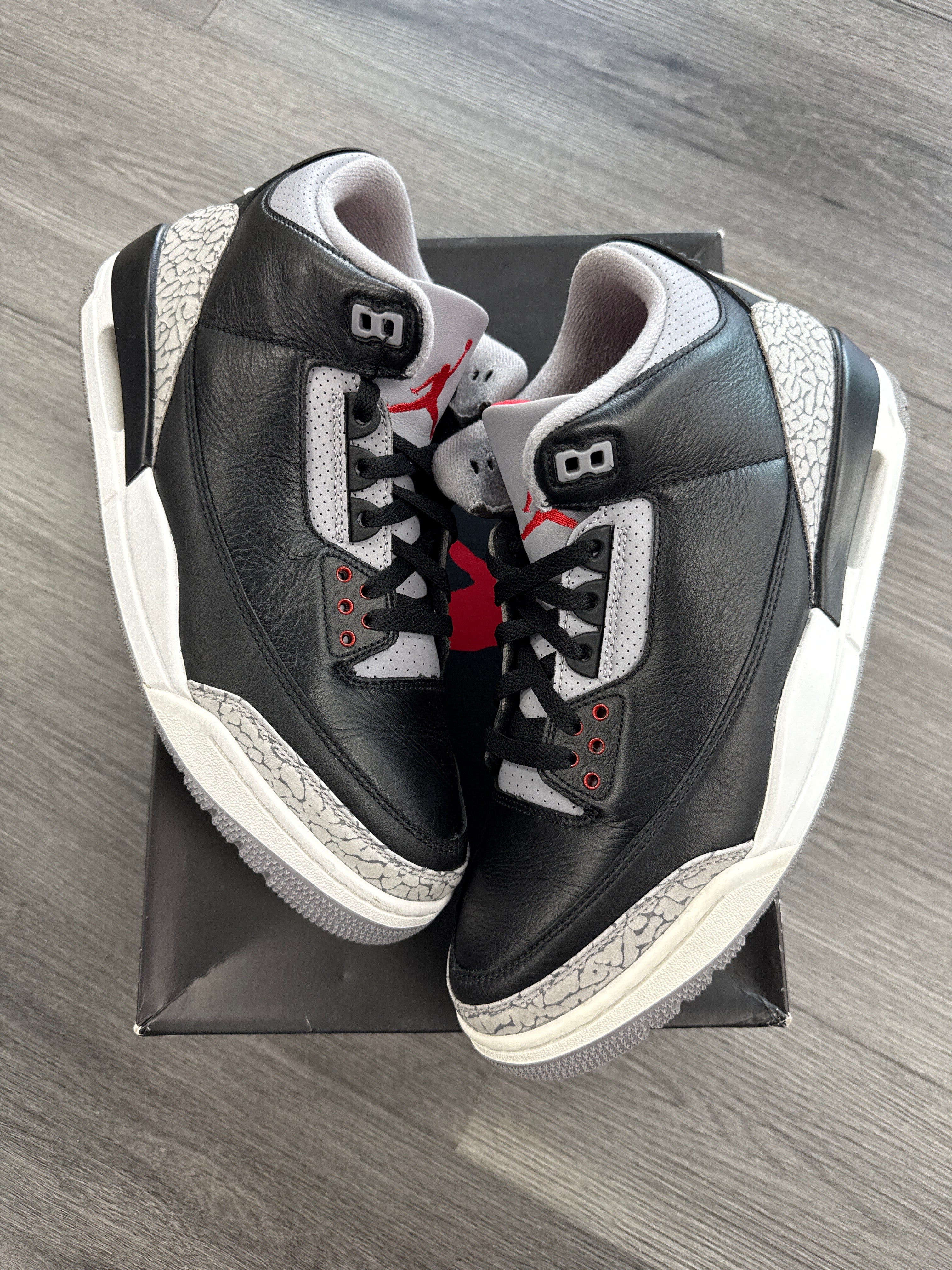 Jordan 3 Black Cement - size 10.5