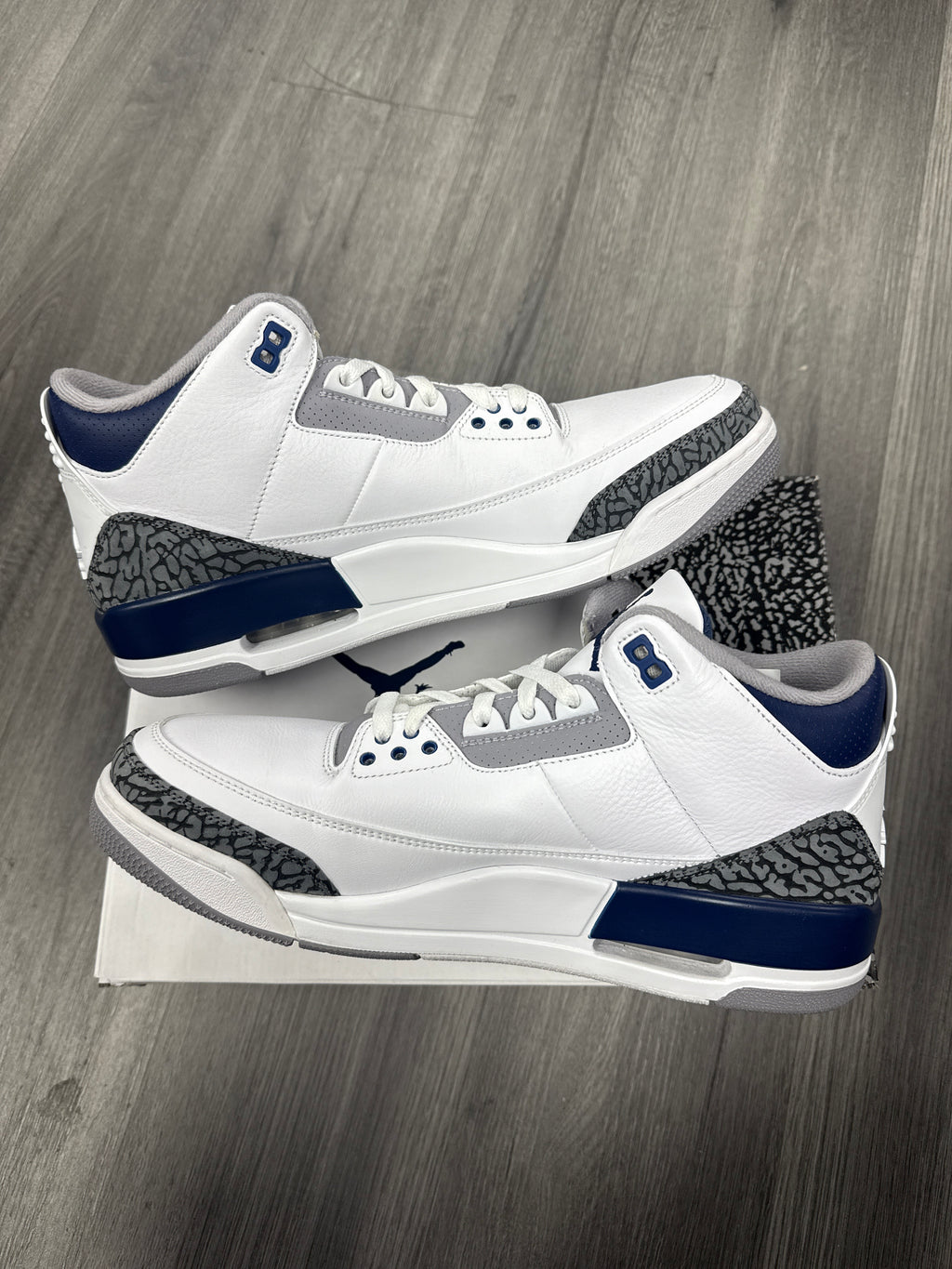 Jordan 3 Midnight Navy - size 12
