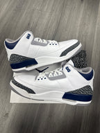 Jordan 3 Midnight Navy - size 12