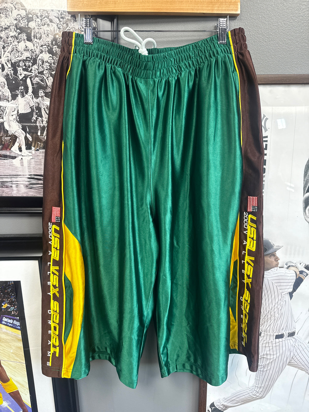 Vale Green Iverson 3/4 shorts - size L