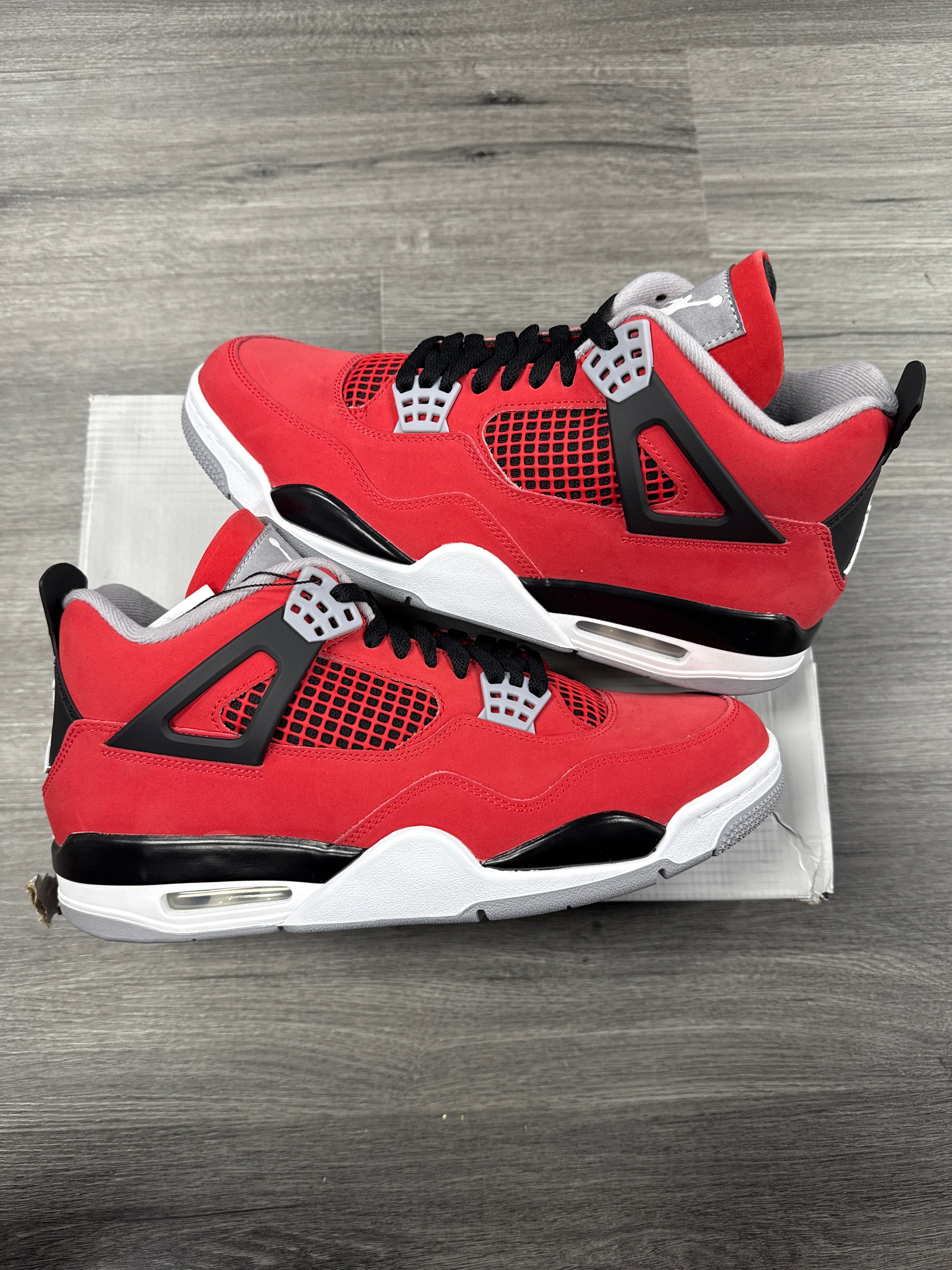 Jordan 4 Toro - size 10.5