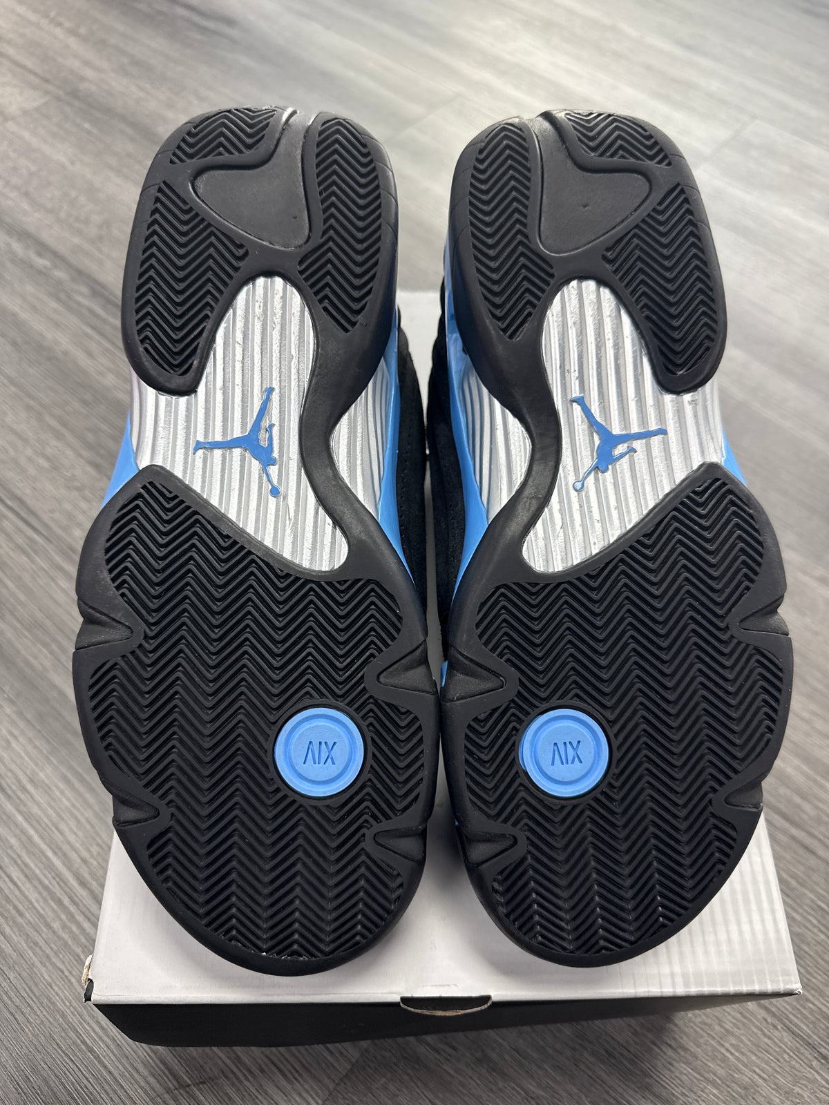Jordan 14 University Blue - size 11.5