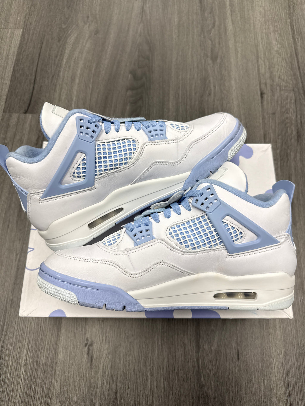 Jordan 4 Forget Me Not - size 8.5m/10w