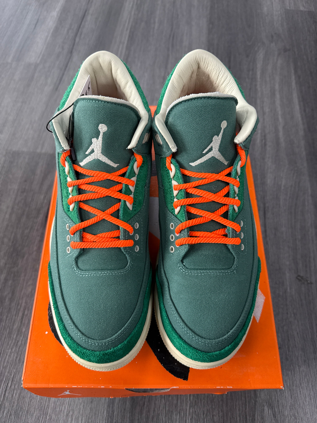 Jordan 3 Nina Chanel - size 8.5