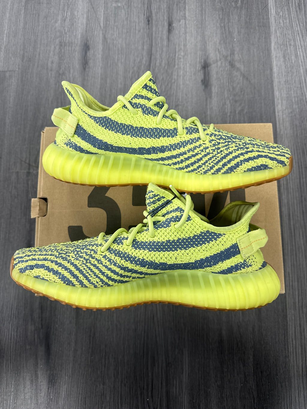 Yeezy 350 Semi Frozen - size 9.5