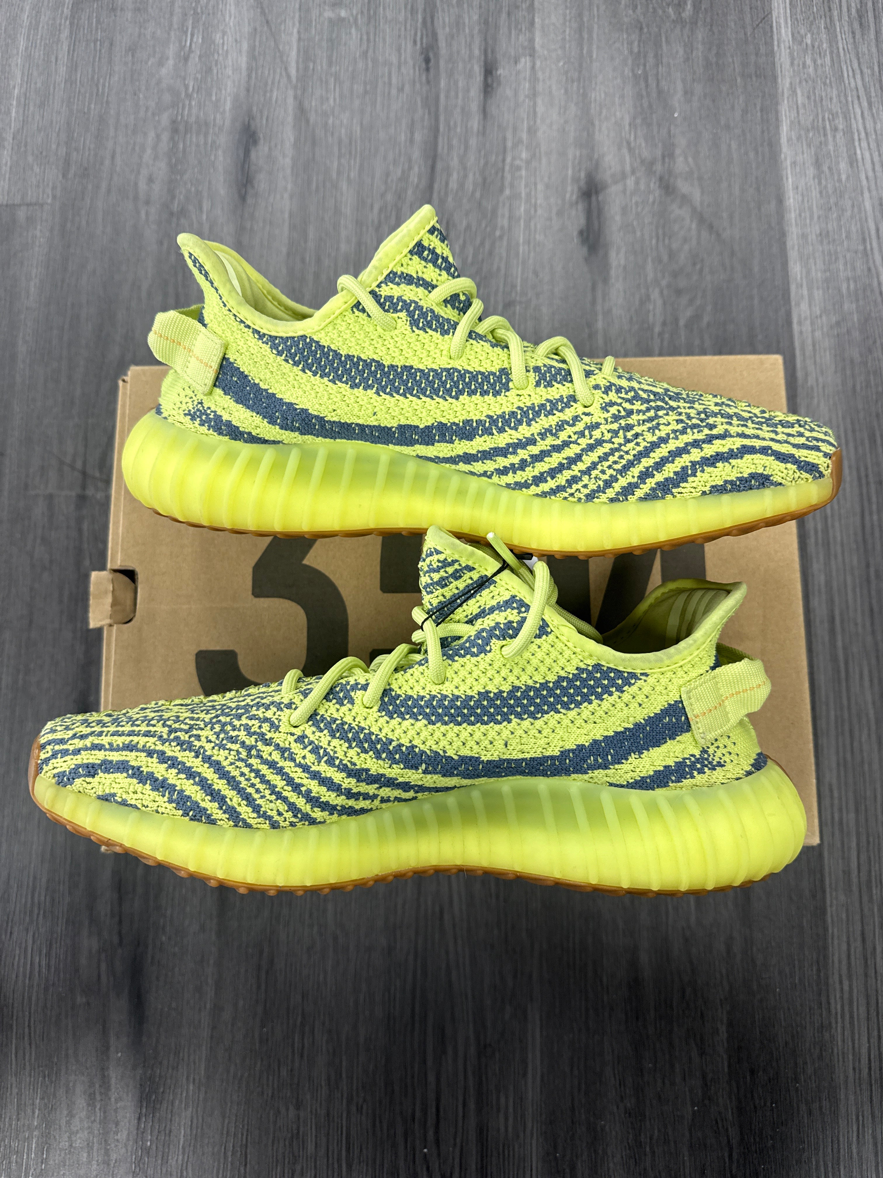 Yeezy 350 Semi Frozen - size 9.5