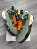 Jordan 4 Undefeated - size 11
