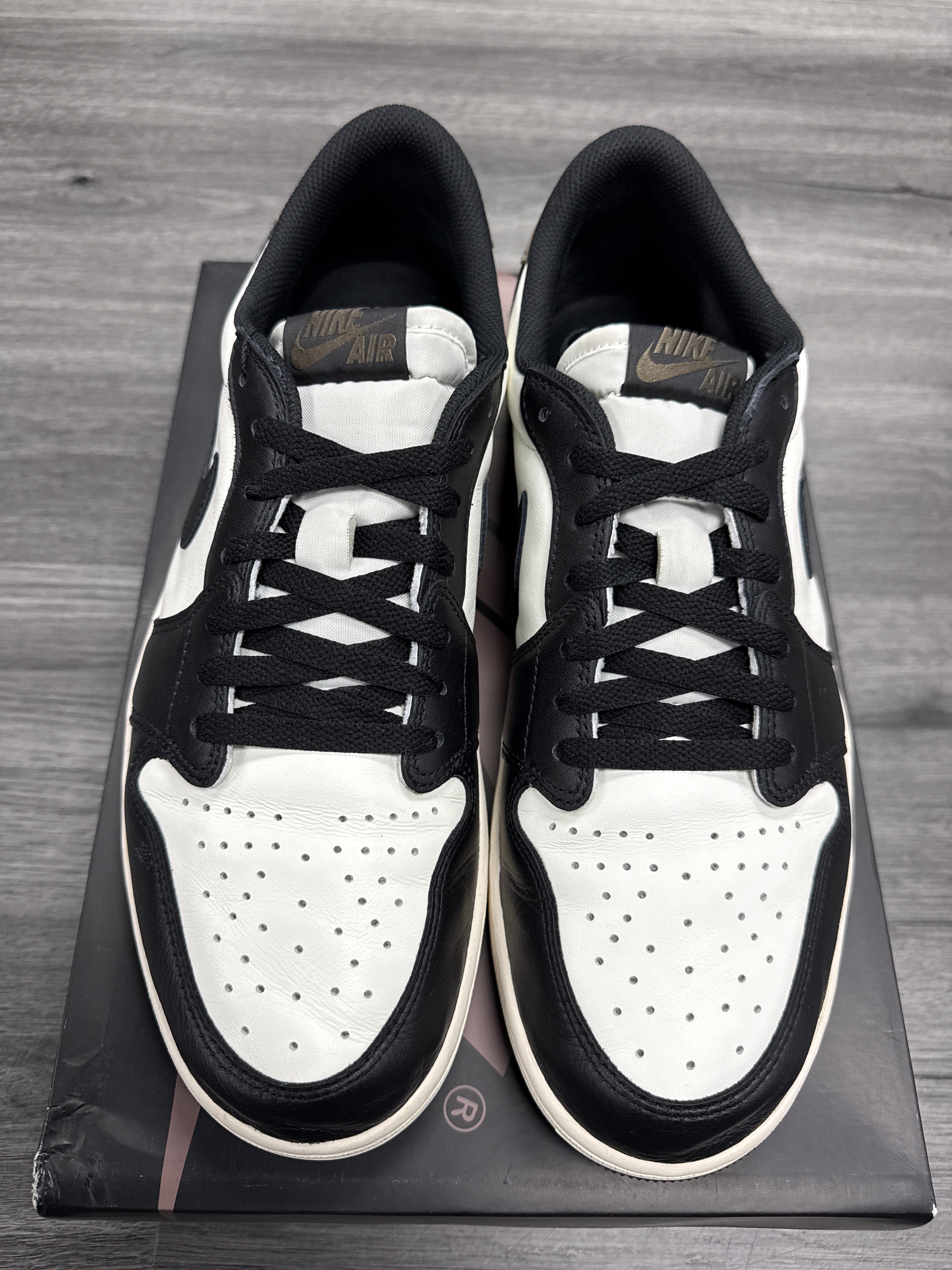 Jordan 1 Low Mocha - Size 13