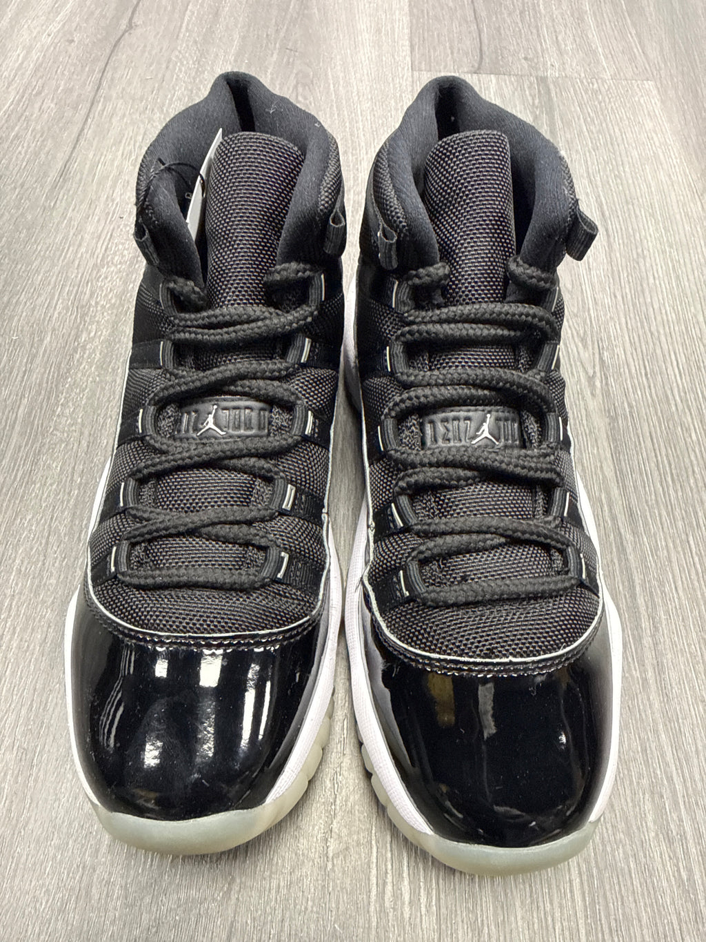 Jordan 11 Jubilee GS - size 7