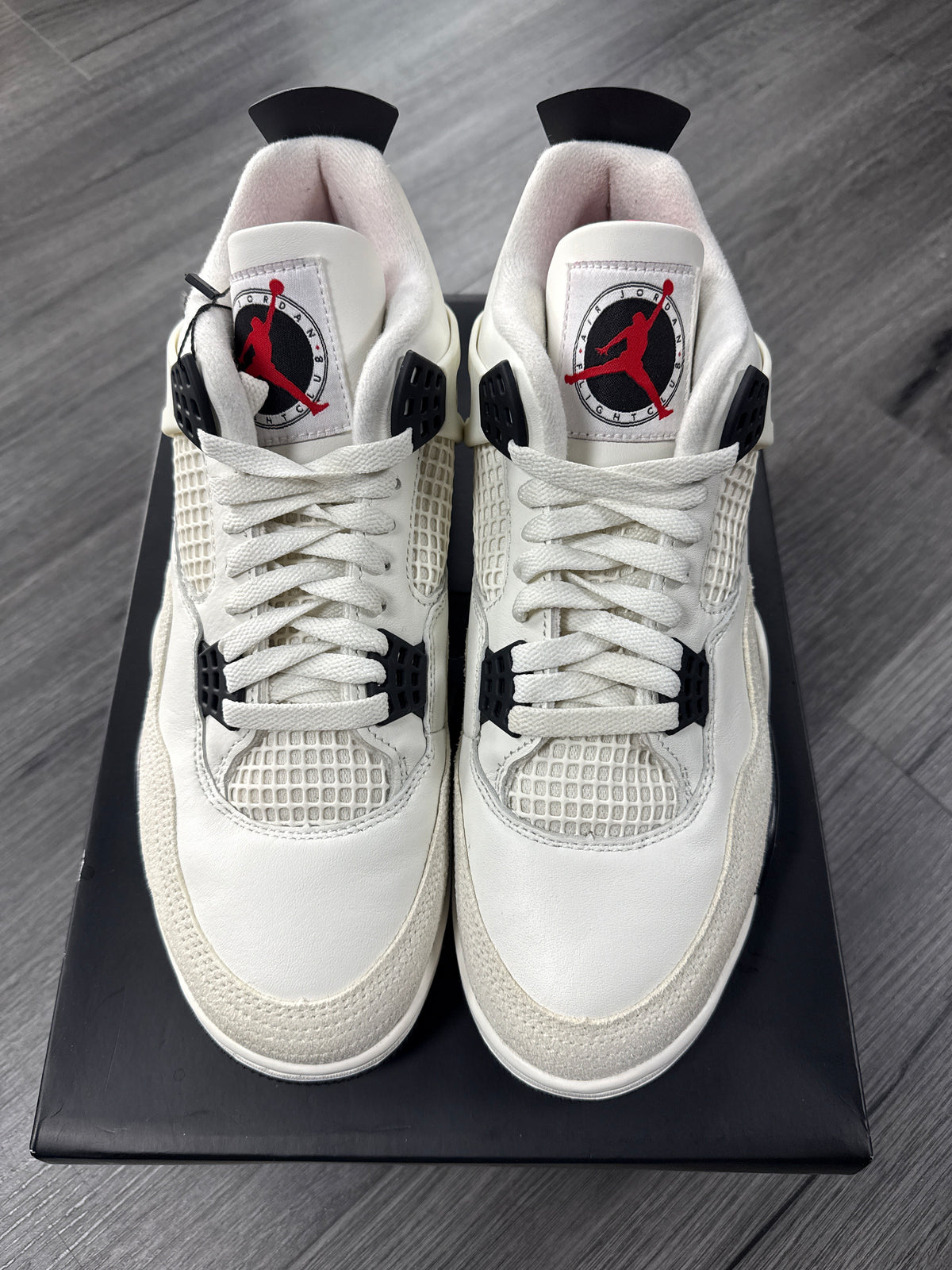 Jordan 4 Flight Club - size 10