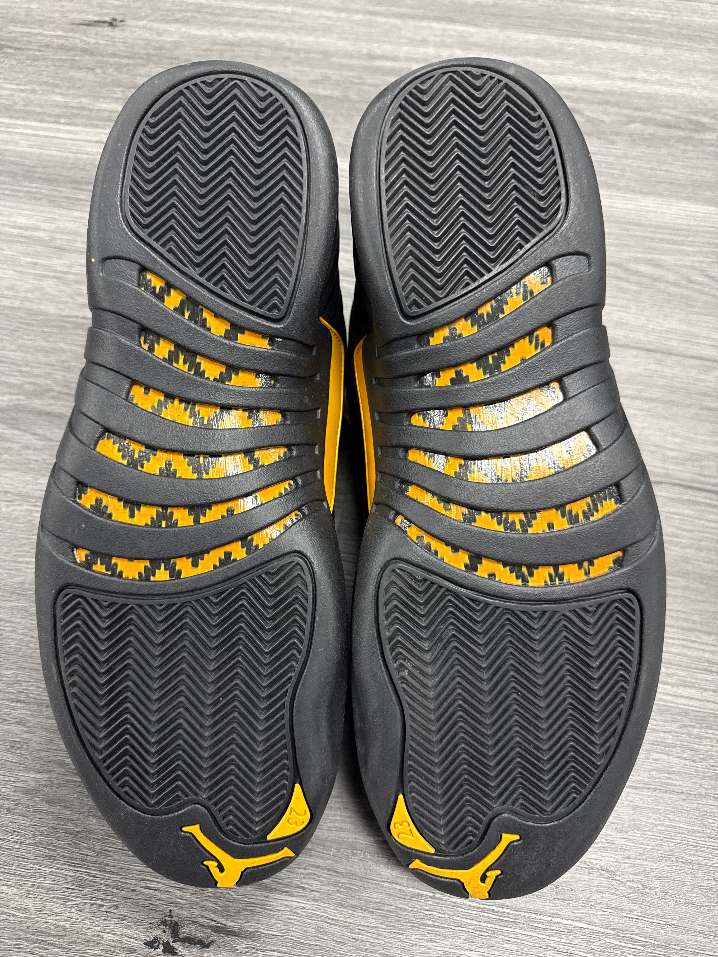 Jordan 12 Black Taxi - Size 13
