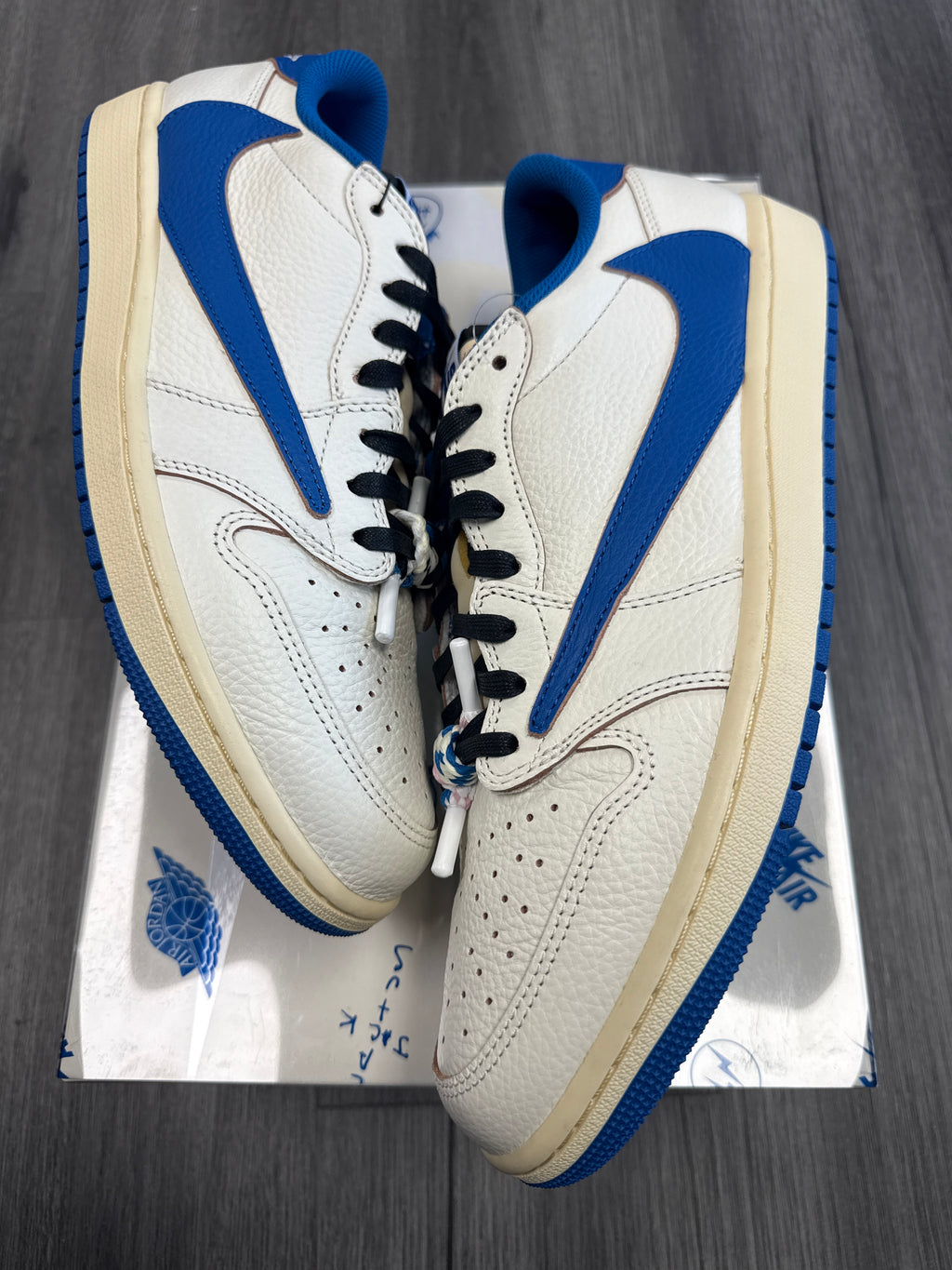 Jordan 1 Low Travis Scott x Fragment - size 13