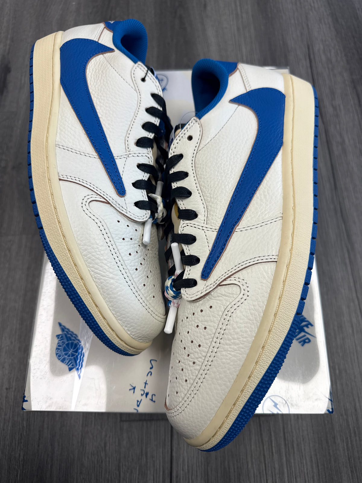 Jordan 1 Low Travis Scott x Fragment - size 13