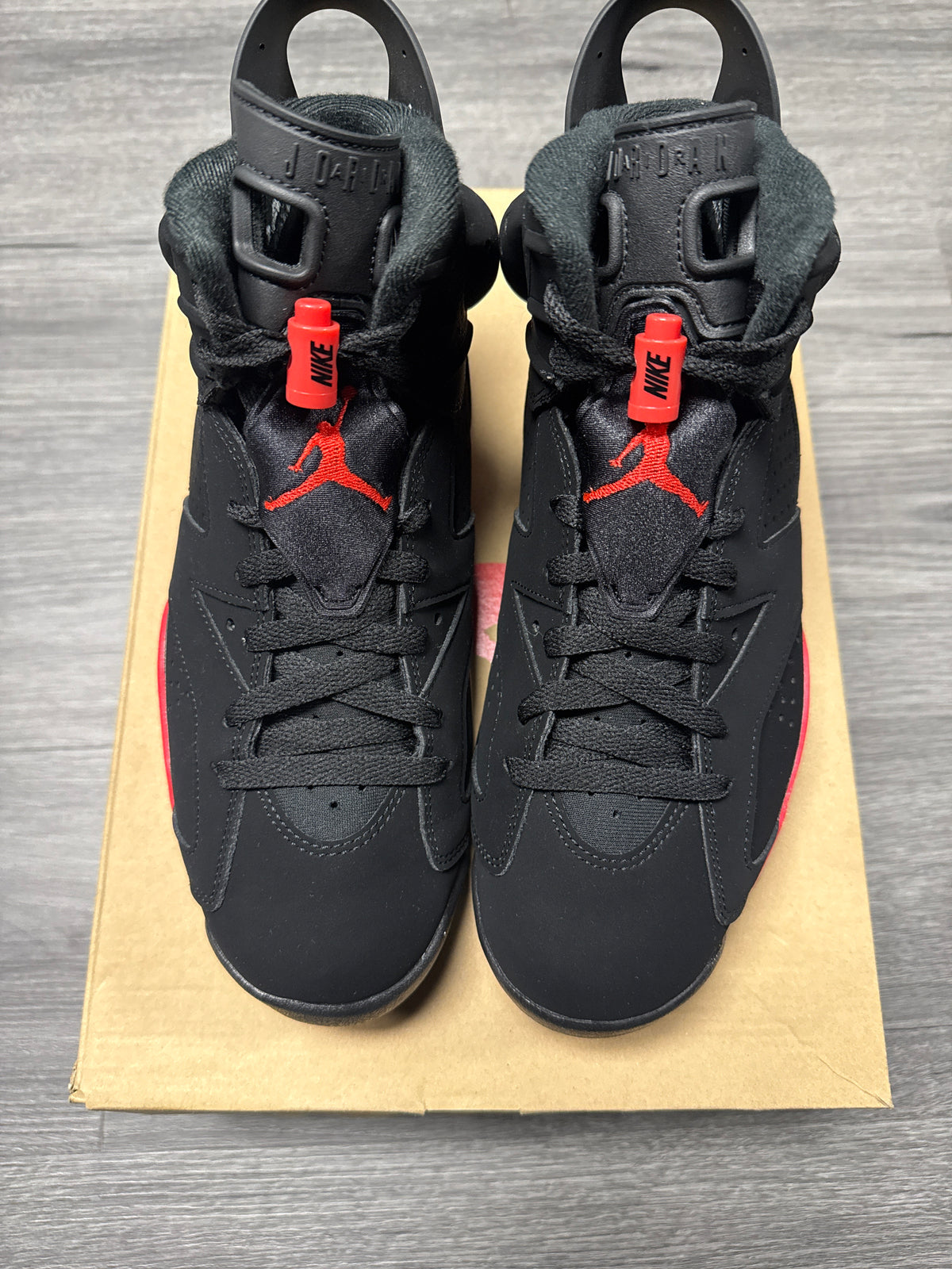 Jordan 6 Salesman - size 8