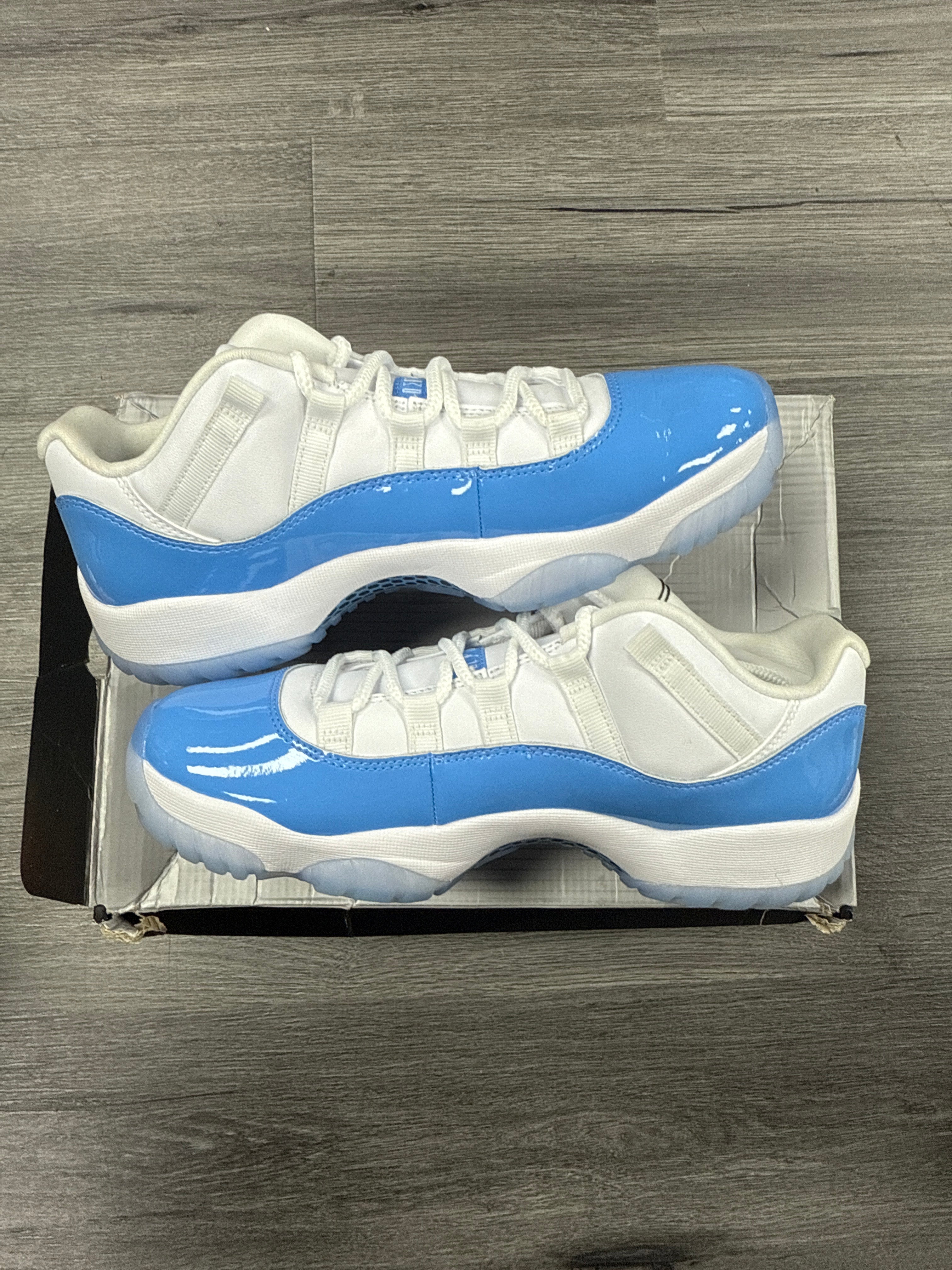 Jordan 11 Low UNC - Size 8.5