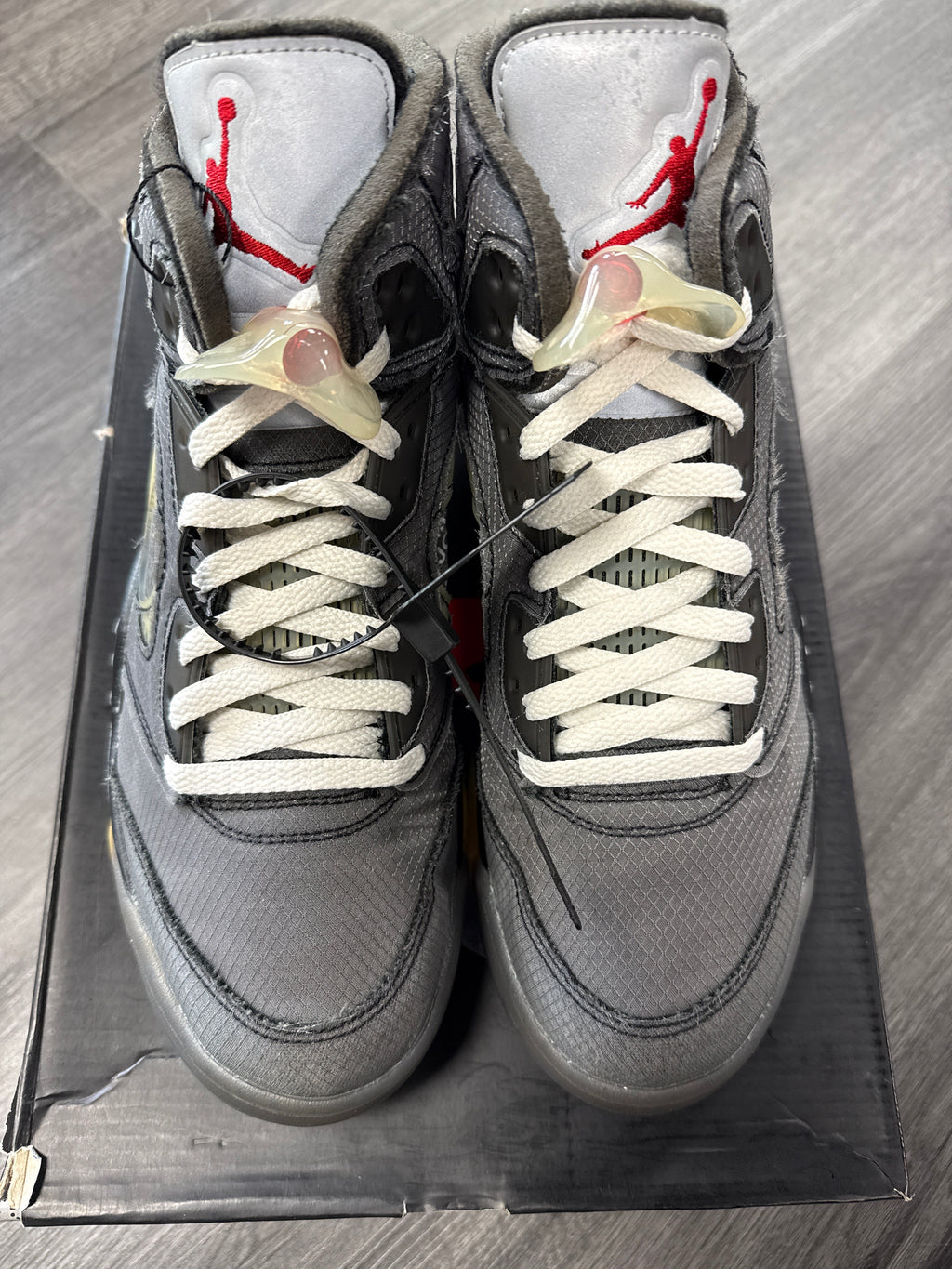 Jordan 5 Off White Muslin - size 9.5