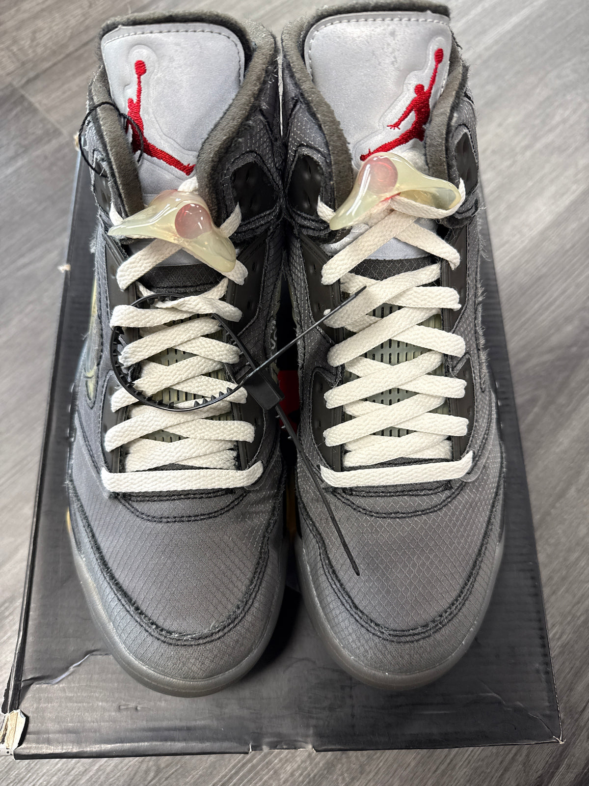 Jordan 5 Off White Muslin - size 9.5