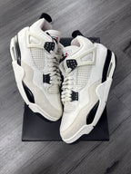 Jordan 4 Flight Club - size 10