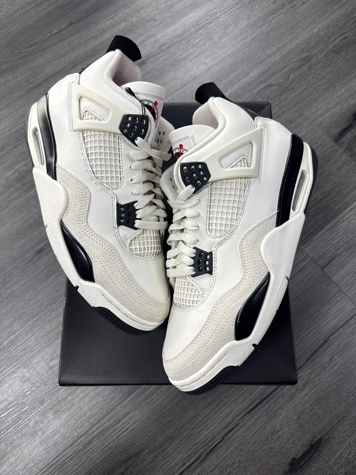 Jordan 4 Flight Club - size 10
