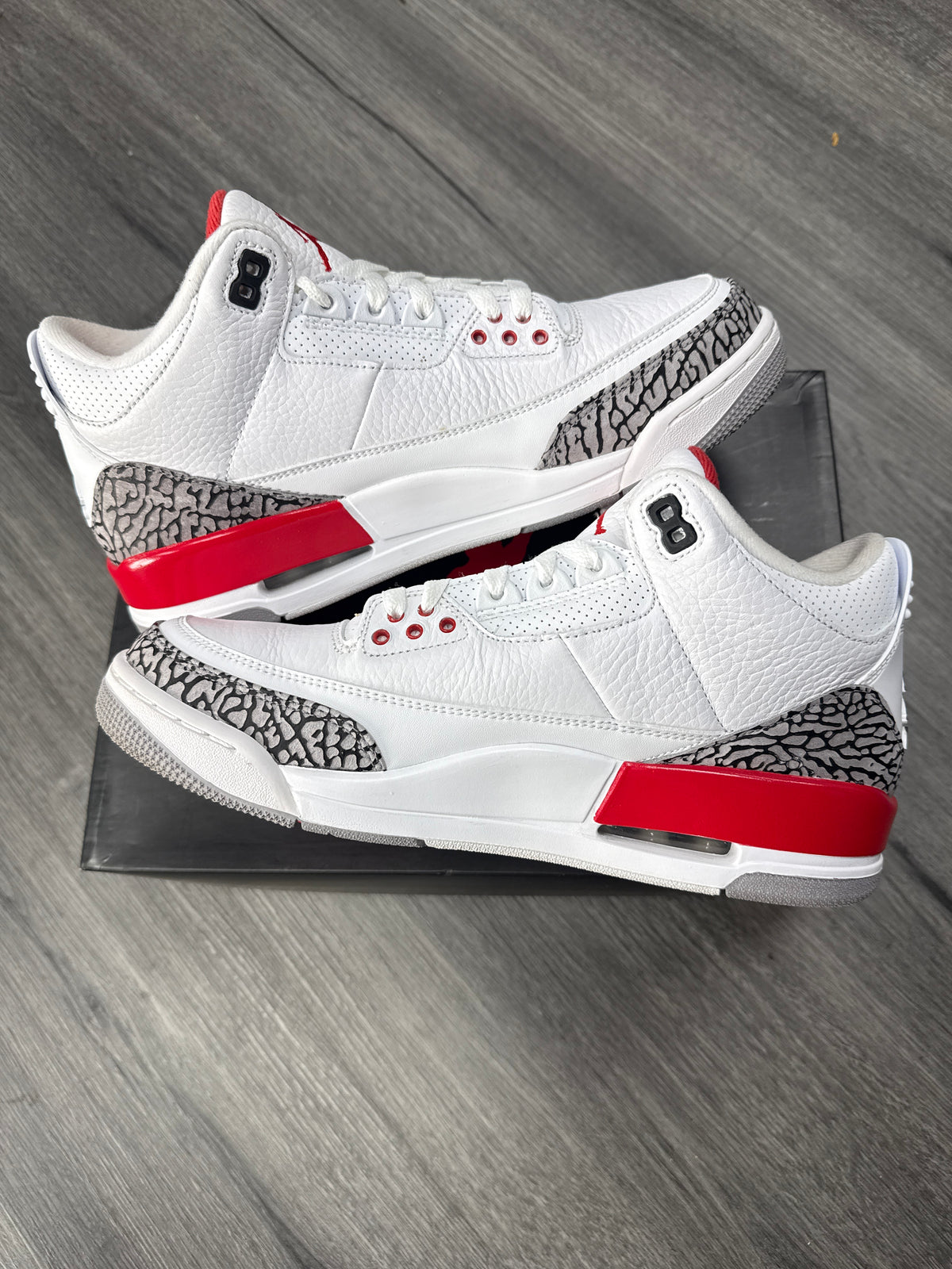 Jordan 3 Hall of Fame/Katrina - size 9
