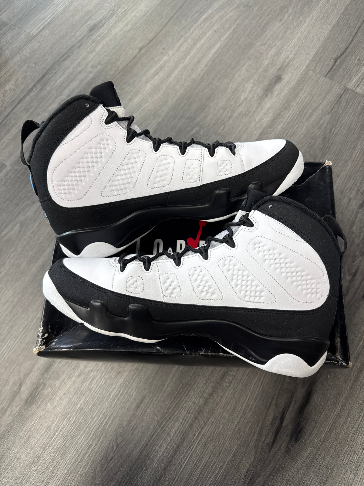 Jordan 9 University Blue - size 11.5