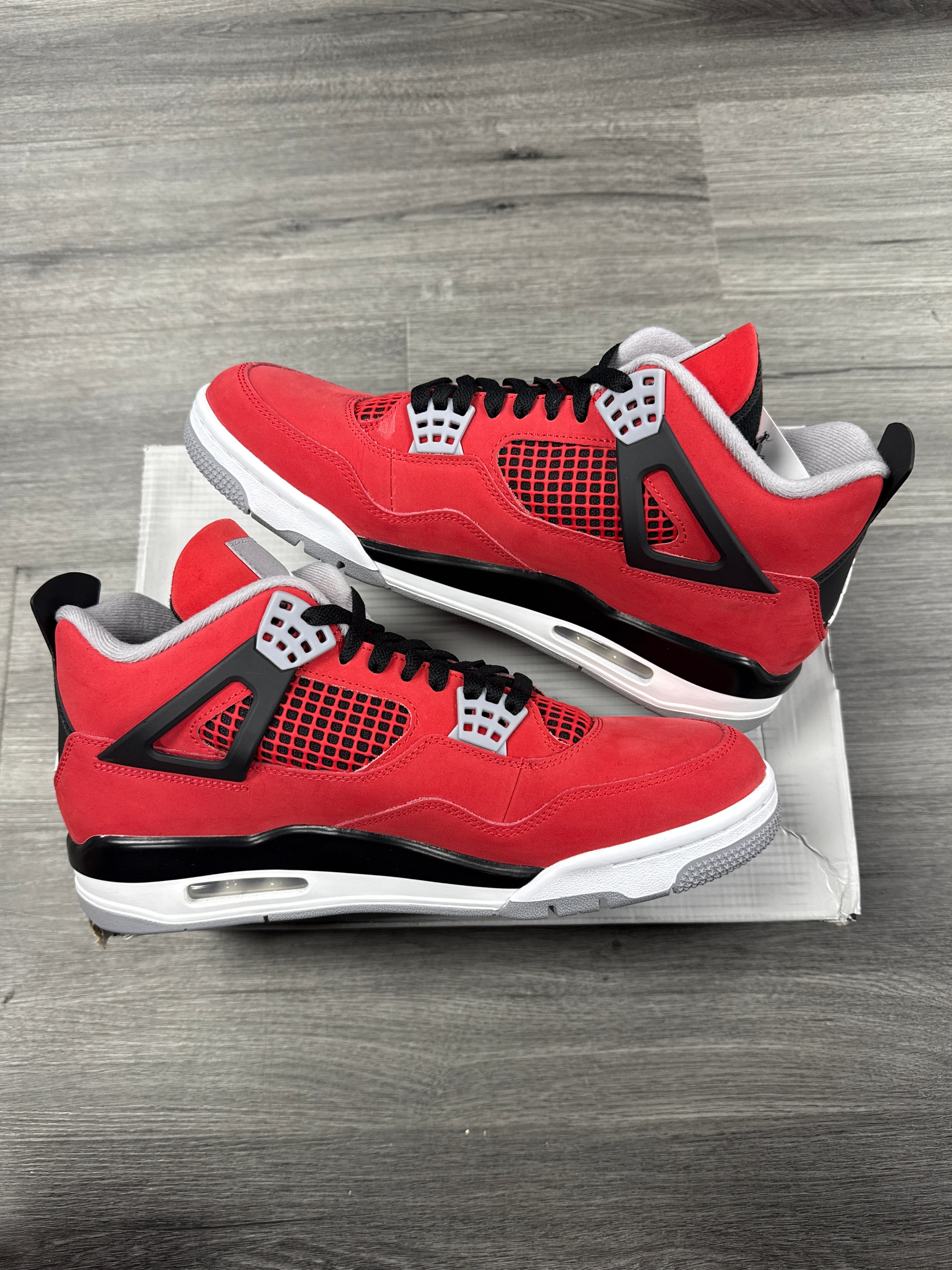Jordan 4 Toro - size 10.5