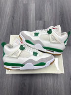 Jordan 4 SB Pine Green - size 9.5