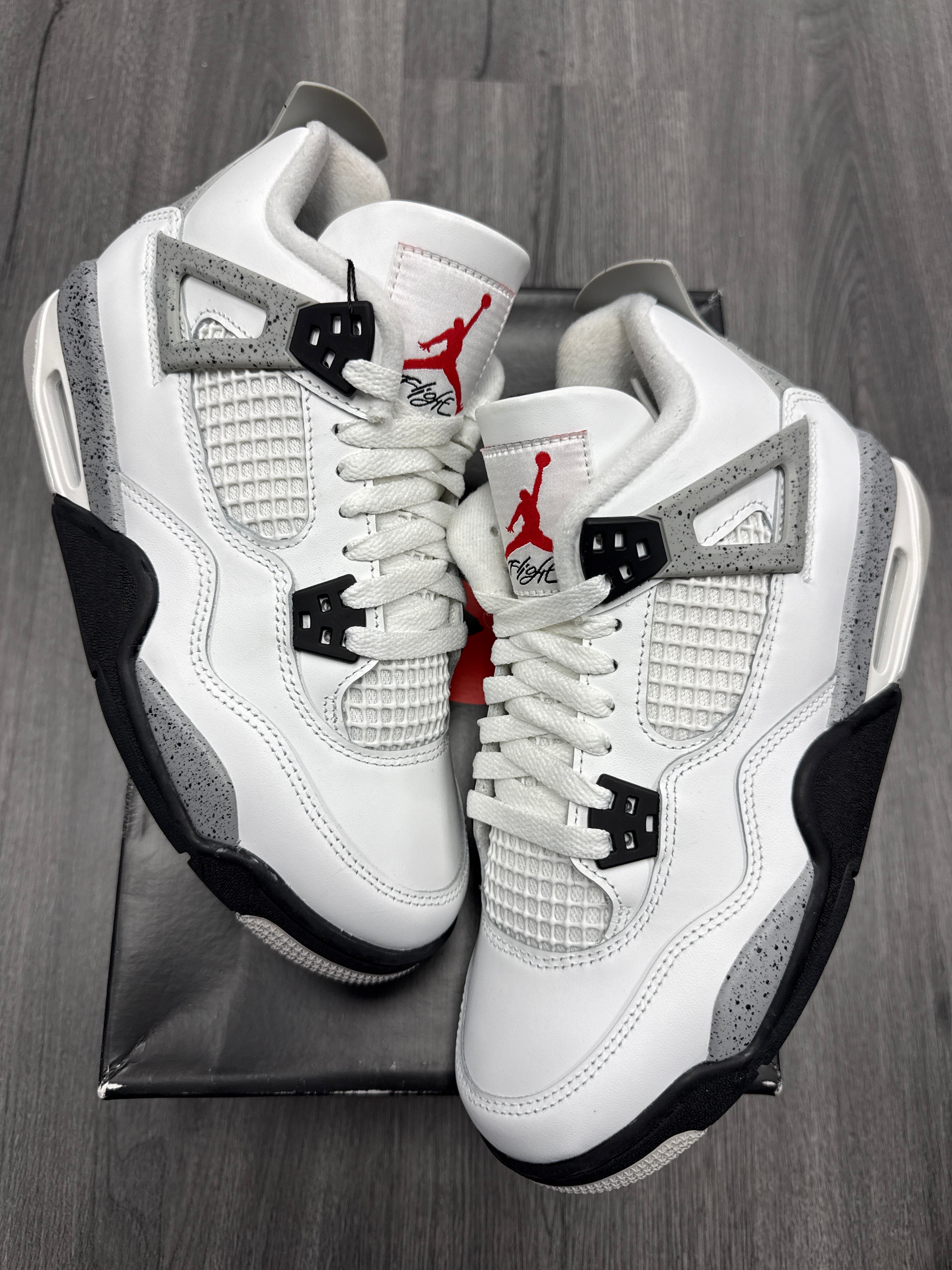 Jordan 4 White Cement GS - size 6