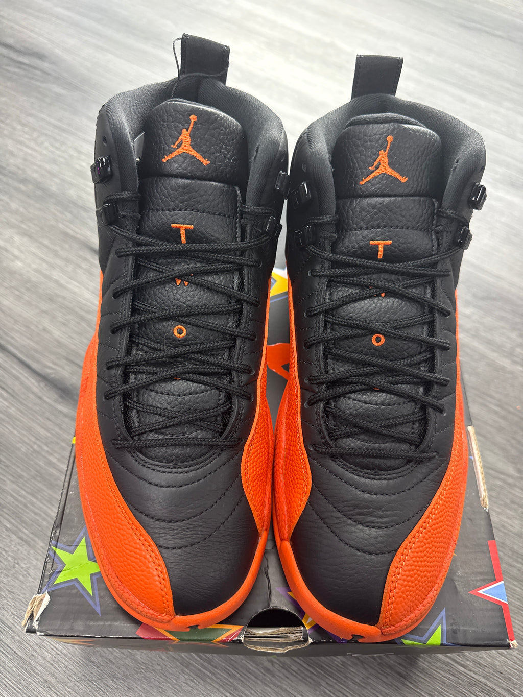 Jordan 12 Brilliant Orange - size 8.5m