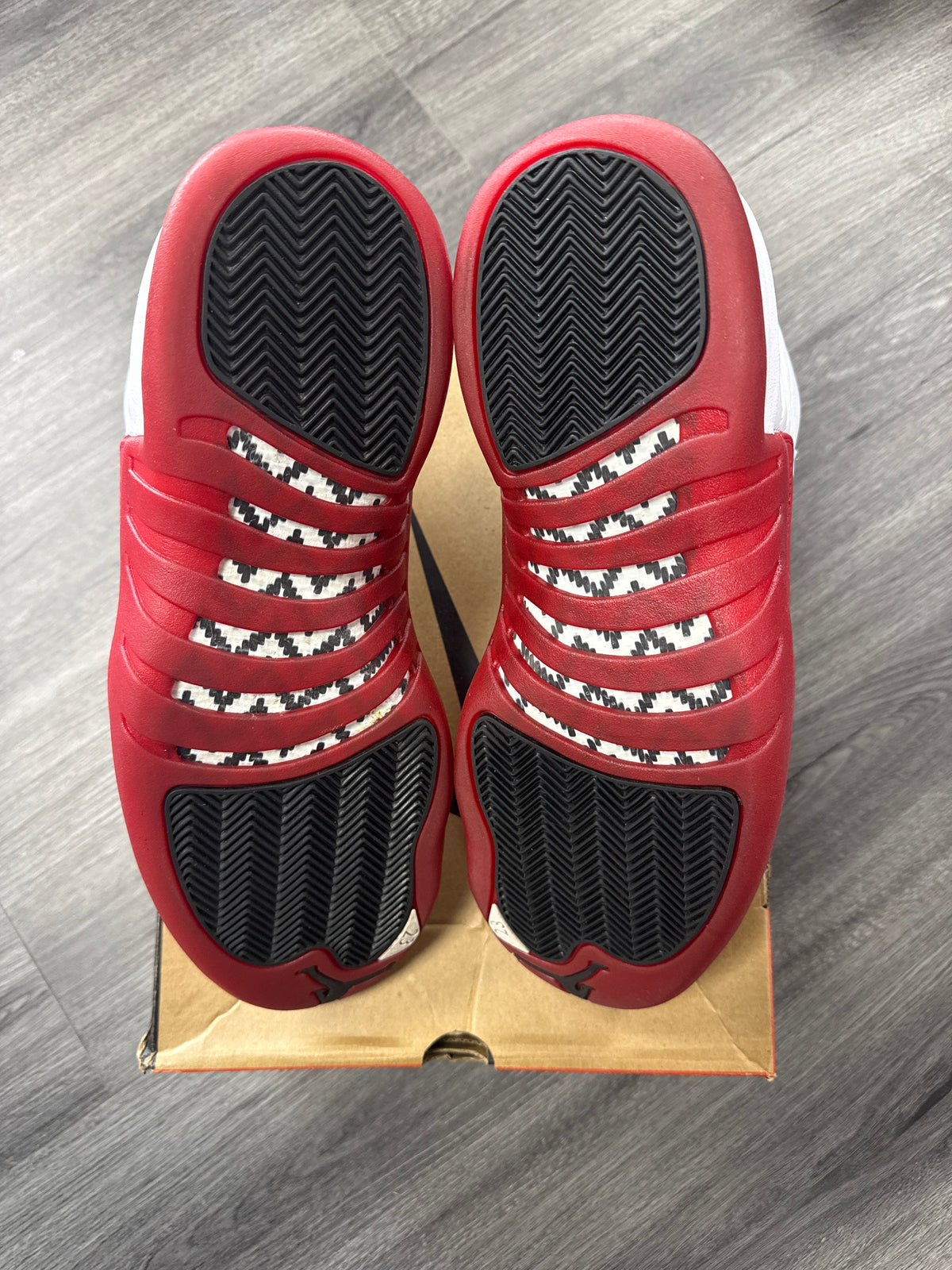 Jordan 12 Cherry - size 13