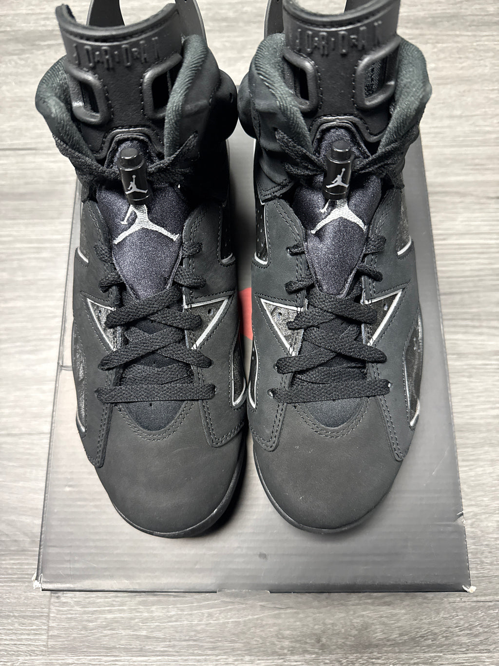 Jordan 6 Cap and Gown - size 8