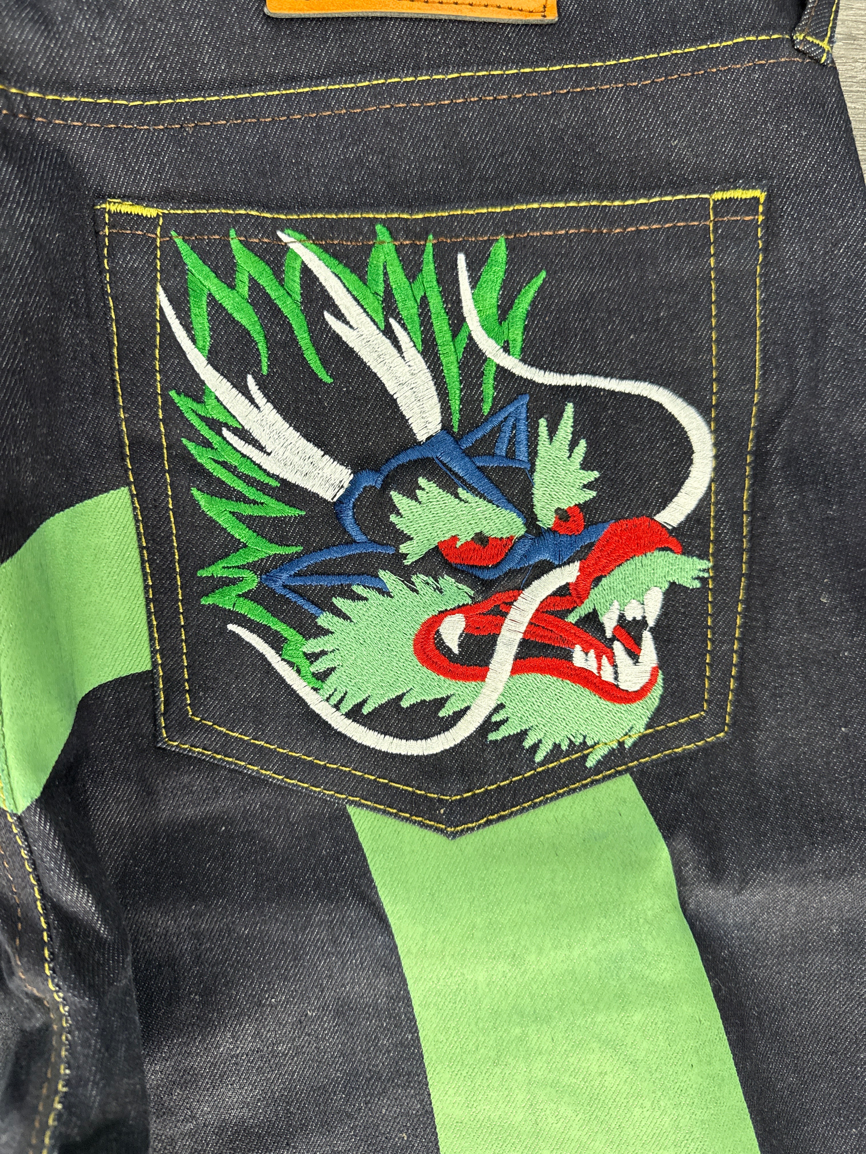 Vintage Evisu Green Daicock Dragon Patch Jeans - size 32