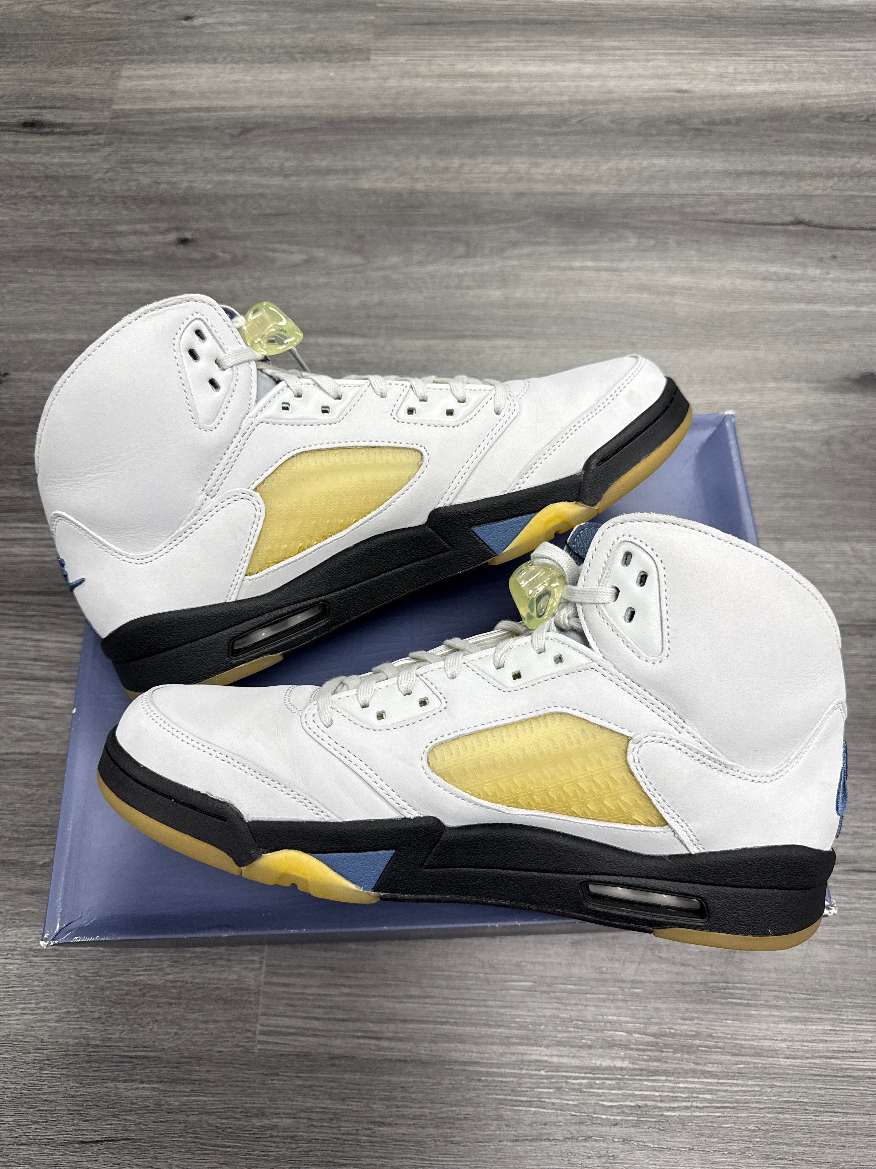 Jordan 5 A Ma Maniere Dawn - Size 13