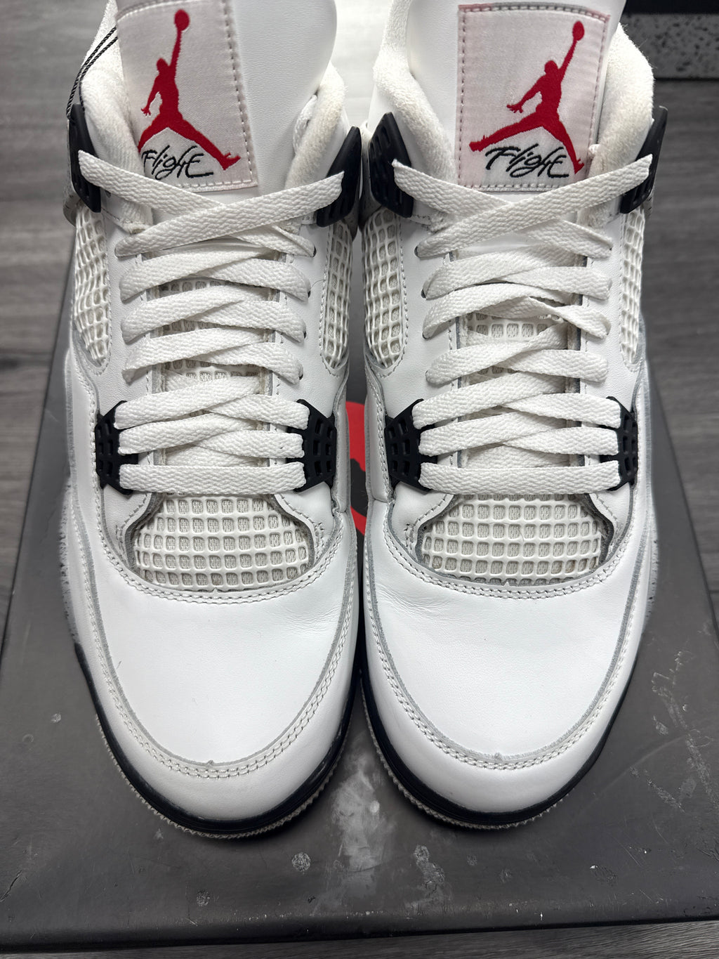 Jordan 4 White Cement - size 11.5